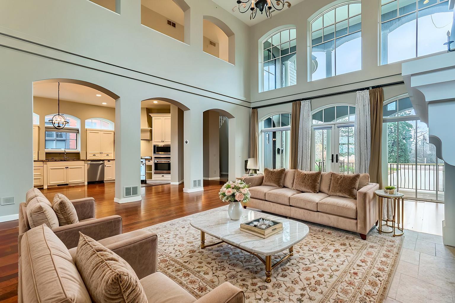 Minneapolis, Minnesota, 55405, United States, 3 Bedrooms Bedrooms, ,4 BathroomsBathrooms,Residential,Active,1769436