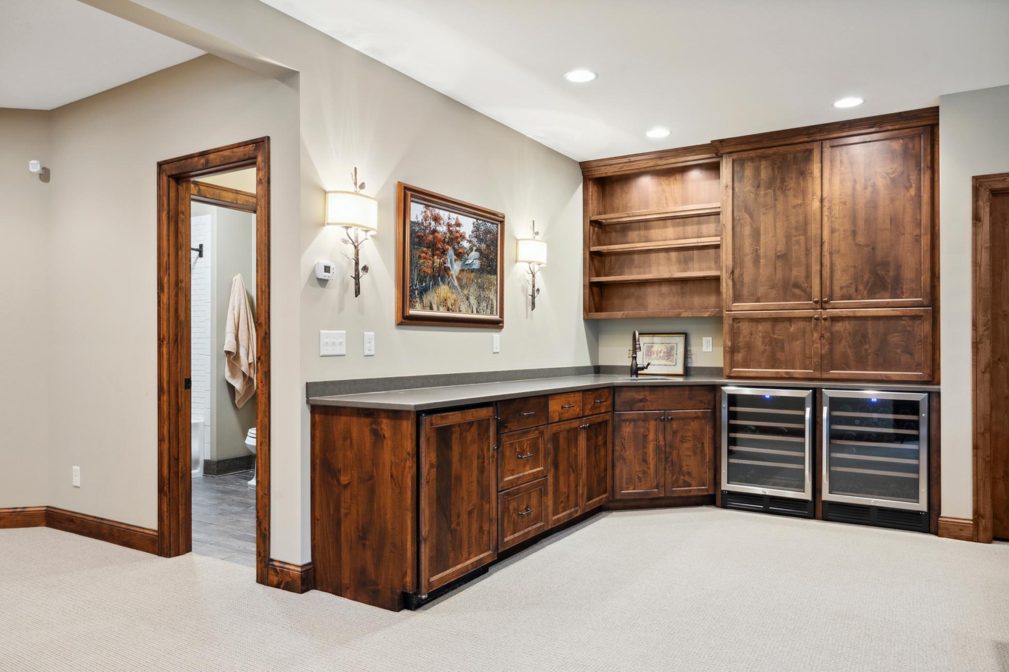 Wayzata, Minnesota, 55391, United States, 3 Bedrooms Bedrooms, ,4 BathroomsBathrooms,Residential,Active,1764465