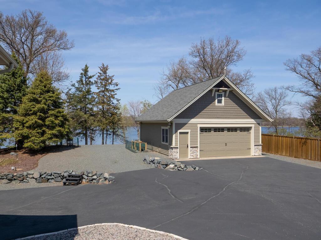 Wyoming, Minnesota, 55092, United States, 5 Bedrooms Bedrooms, ,5 BathroomsBathrooms,Residential,Active,1798025