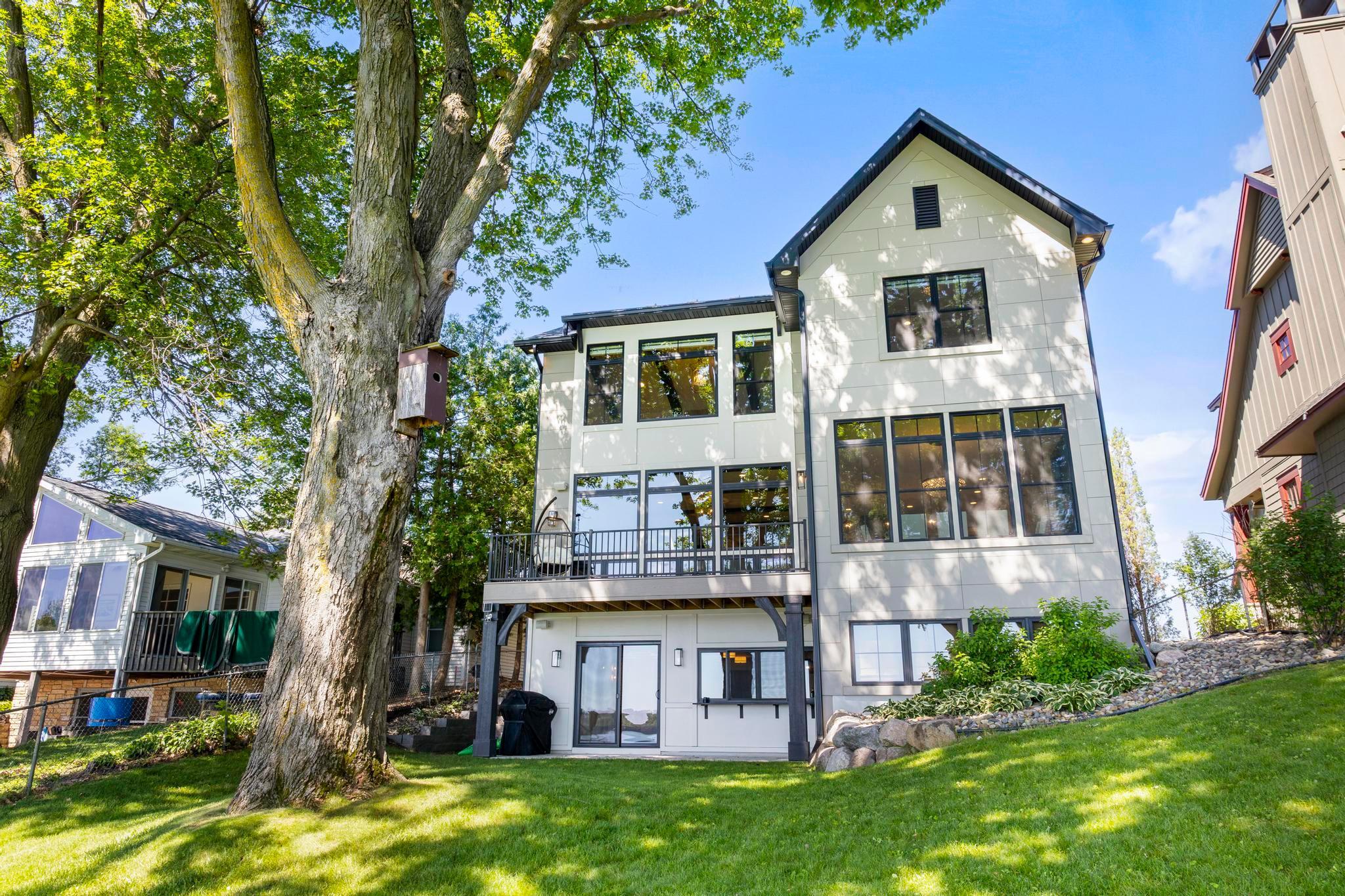 Excelsior, Minnesota, 55331, United States, 5 Bedrooms Bedrooms, ,5 BathroomsBathrooms,Residential,Active,1880009