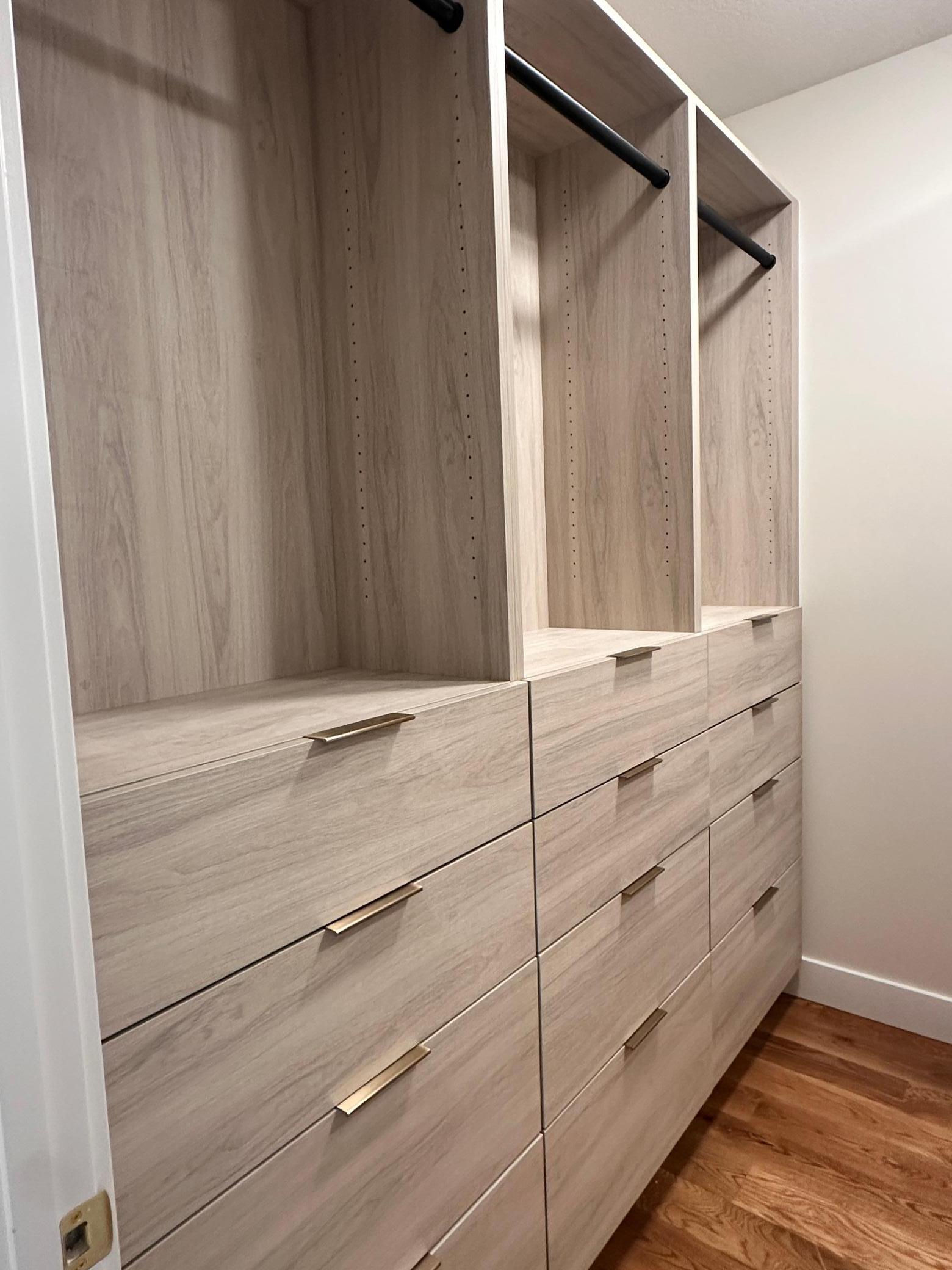 Rochester, Minnesota, 55901, United States, 5 Bedrooms Bedrooms, ,3 BathroomsBathrooms,Residential,Active,2007109