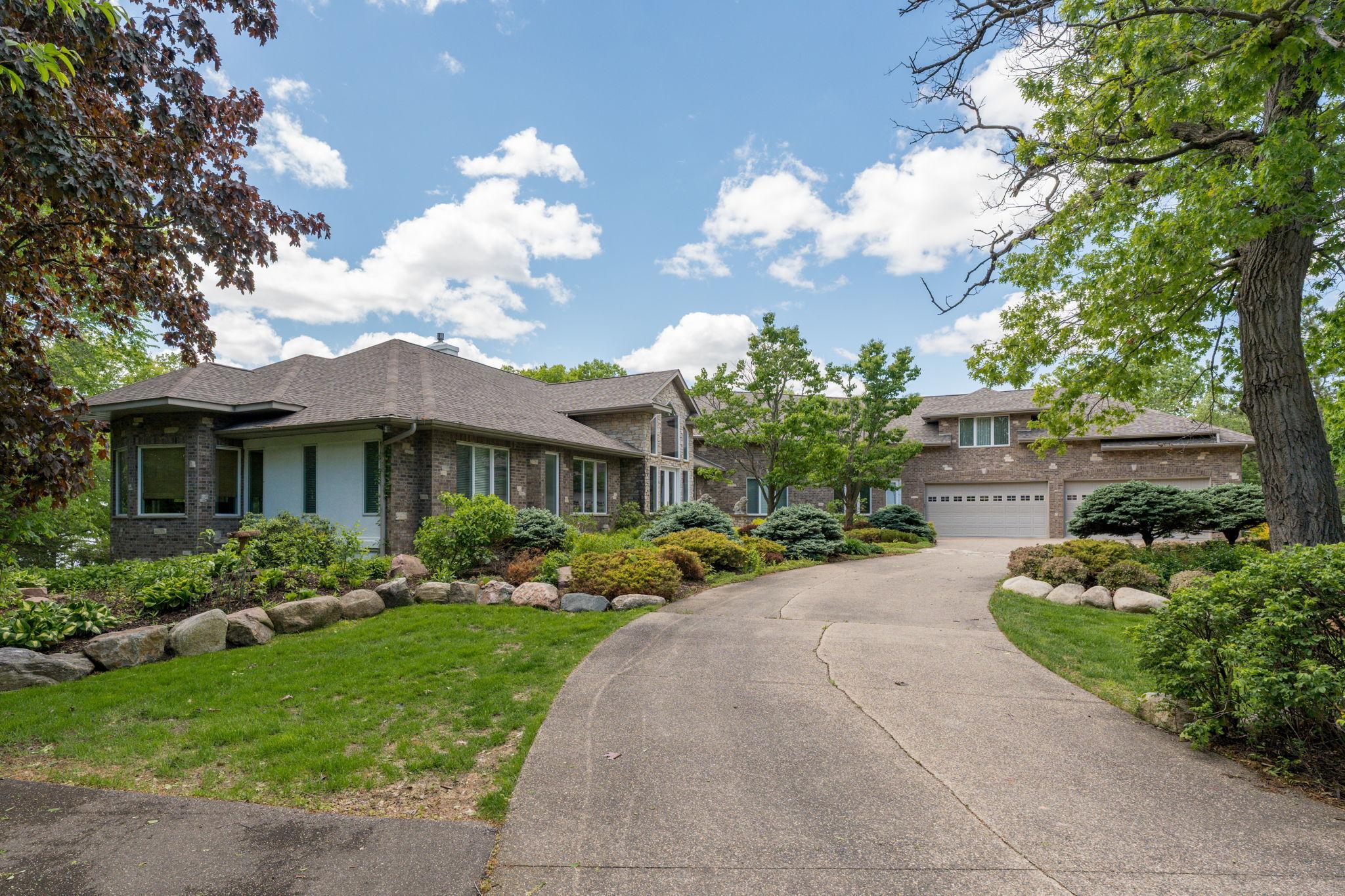 Prior Lake, Minnesota, 55372, United States, 4 Bedrooms Bedrooms, ,5 BathroomsBathrooms,Residential,Active,1922492