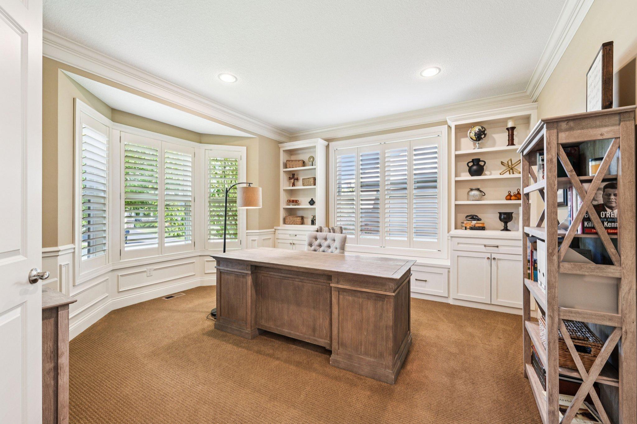 Eden Prairie, Minnesota, 55347, United States, 5 Bedrooms Bedrooms, ,6 BathroomsBathrooms,Residential,Active,1959962