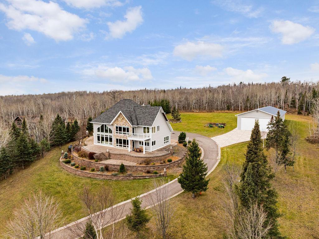 Two Harbors, Minnesota, 55616, United States, ,2 BathroomsBathrooms,Residential,Active,1849512