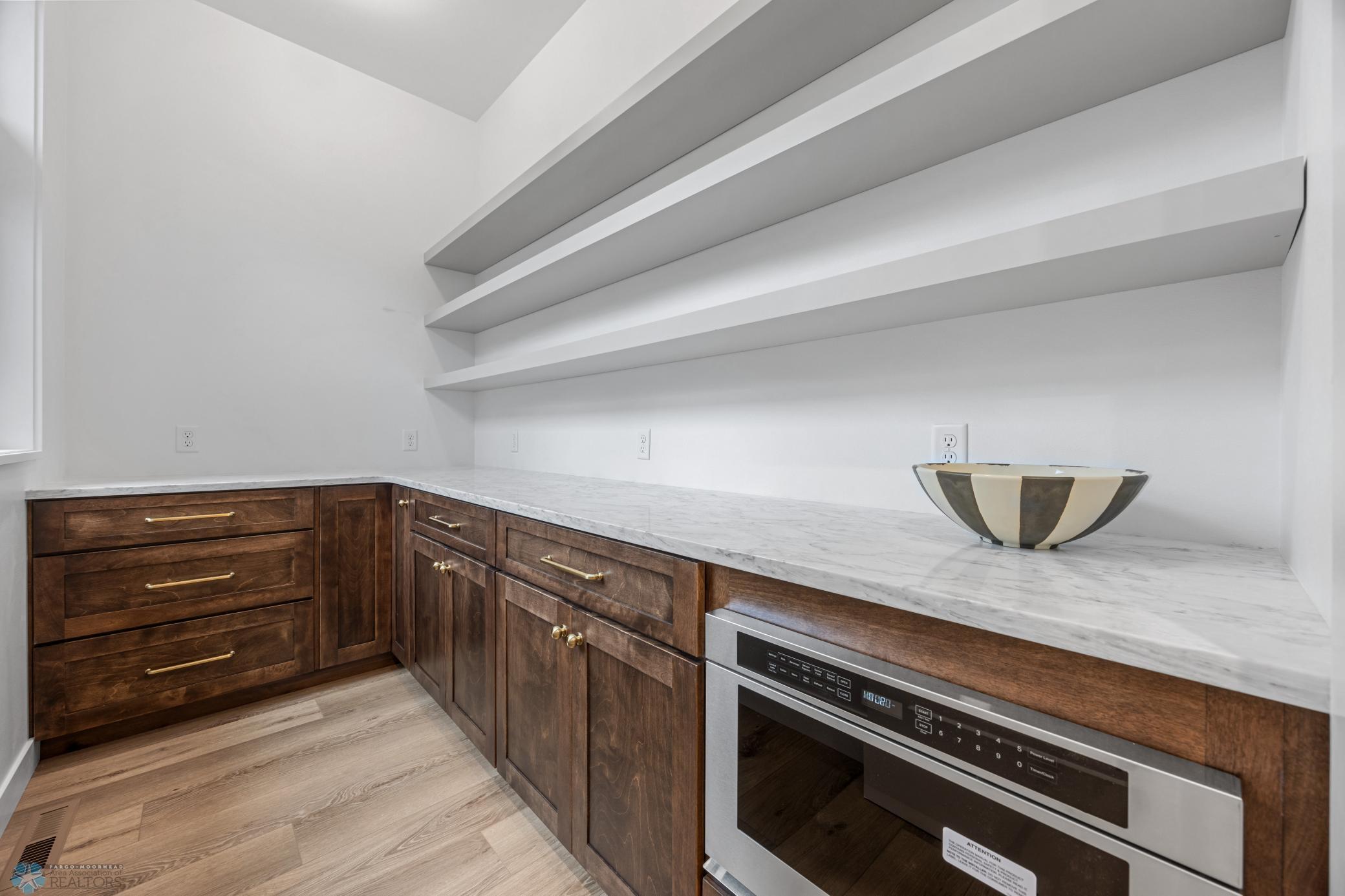 Fargo, North Dakota, 58104, United States, 3 Bedrooms Bedrooms, ,3 BathroomsBathrooms,Residential,Active,2007940