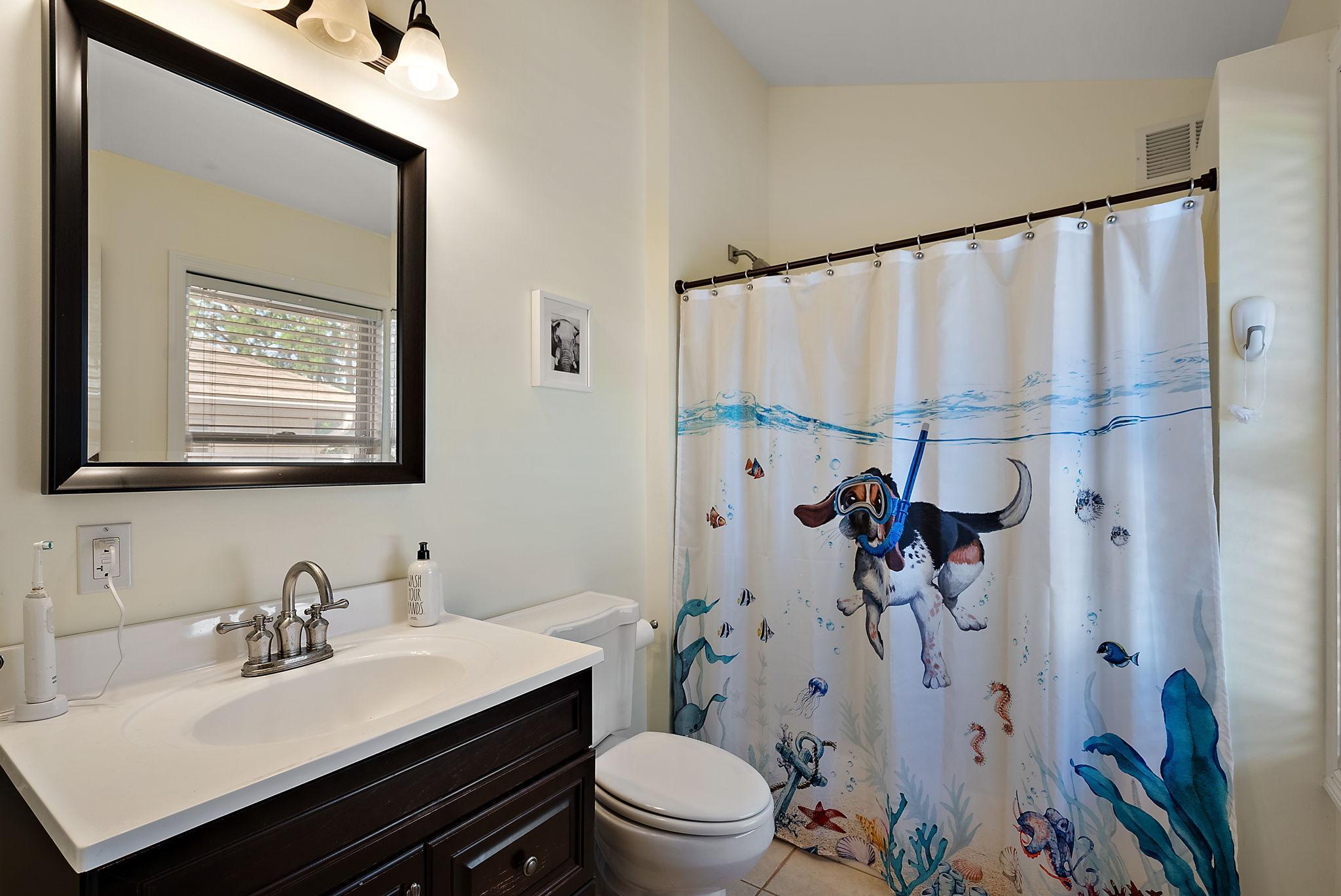 Minneapolis, Minnesota, 55424, United States, 5 Bedrooms Bedrooms, ,6 BathroomsBathrooms,Residential,Active,1936394