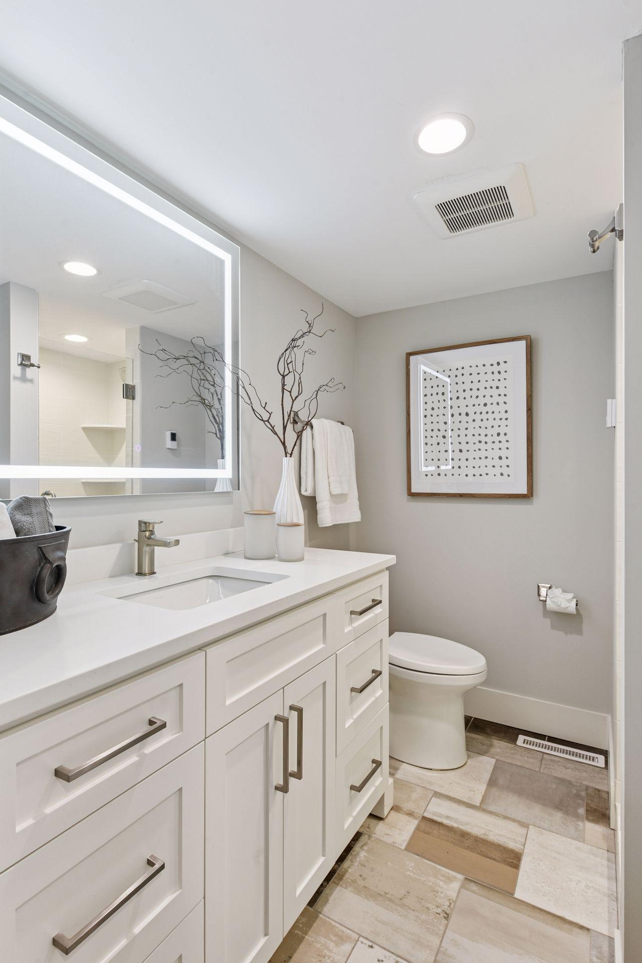 Minneapolis, Minnesota, 55439, United States, 5 Bedrooms Bedrooms, ,6 BathroomsBathrooms,Residential,Active,1987211