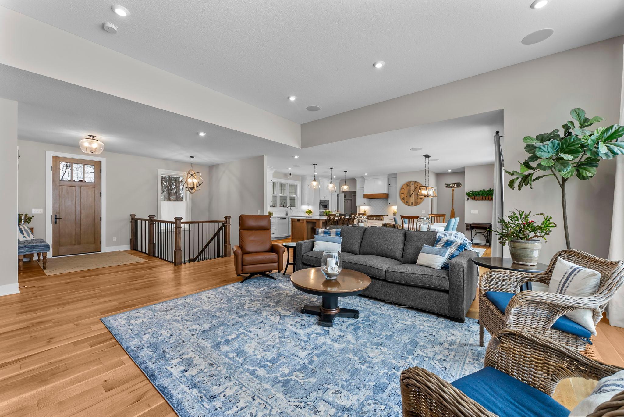 Wayzata, Minnesota, 55391, United States, 3 Bedrooms Bedrooms, ,3 BathroomsBathrooms,Residential,Active,2018191