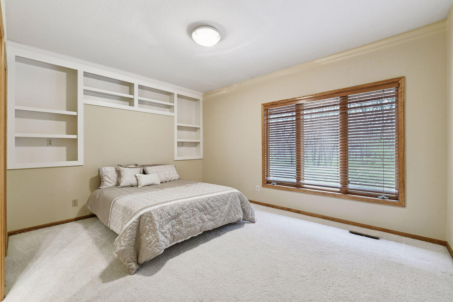 Excelsior, Minnesota, 55331, United States, 4 Bedrooms Bedrooms, ,4 BathroomsBathrooms,Residential,Active,1996287