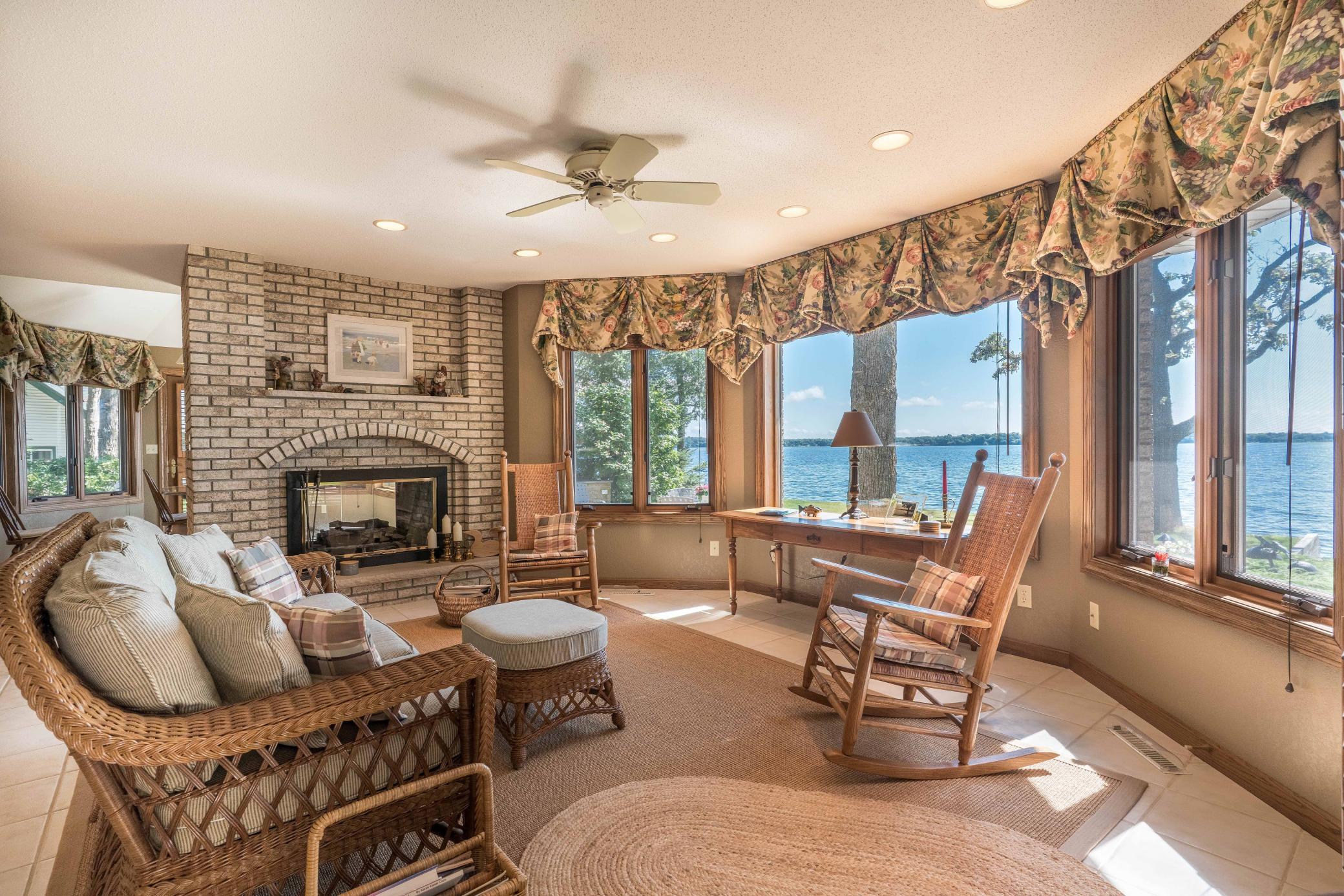 Alexandria, Minnesota, 56308, United States, 4 Bedrooms Bedrooms, ,6 BathroomsBathrooms,Residential,Active,1964256