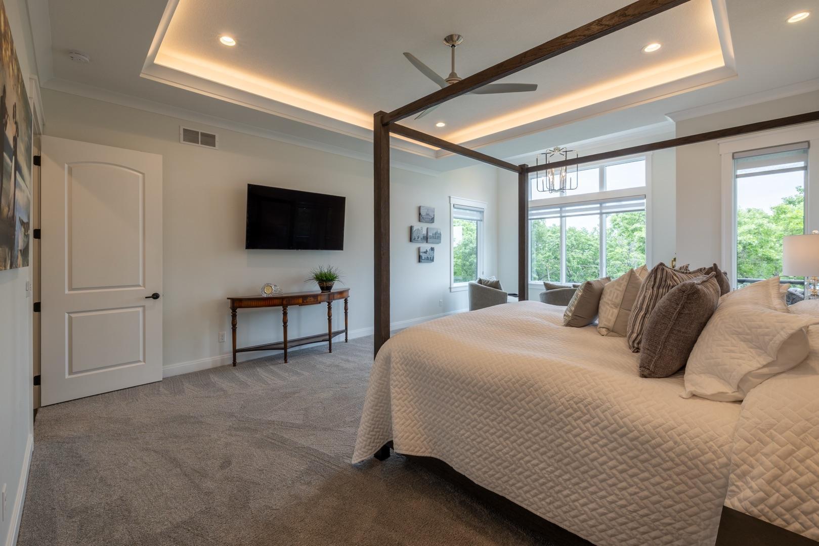 Rochester, Minnesota, 55902, United States, 4 Bedrooms Bedrooms, ,4 BathroomsBathrooms,Residential,Active,1853329