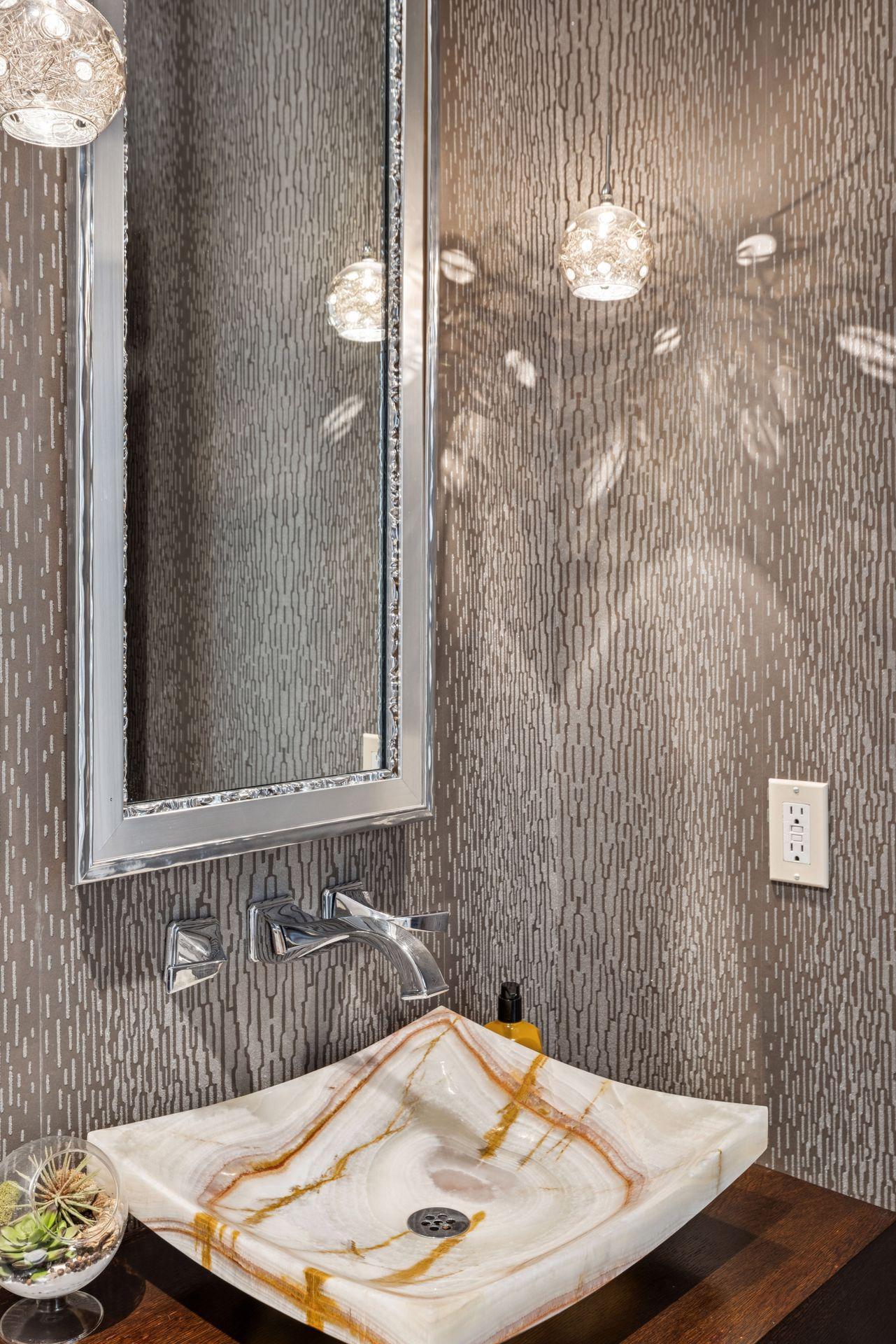 West Saint Paul, Minnesota, 55118, United States, 5 Bedrooms Bedrooms, ,5 BathroomsBathrooms,Residential,Active,2013431