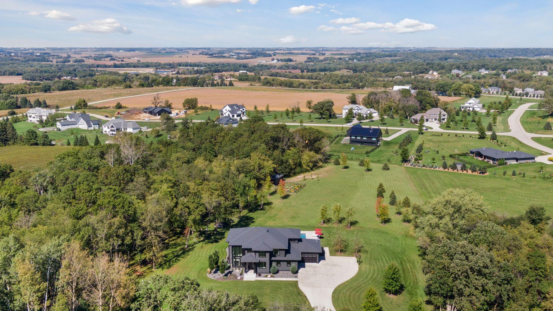 Rochester, Minnesota, 55902, United States, 4 Bedrooms Bedrooms, ,6 BathroomsBathrooms,Residential,Active,1953260
