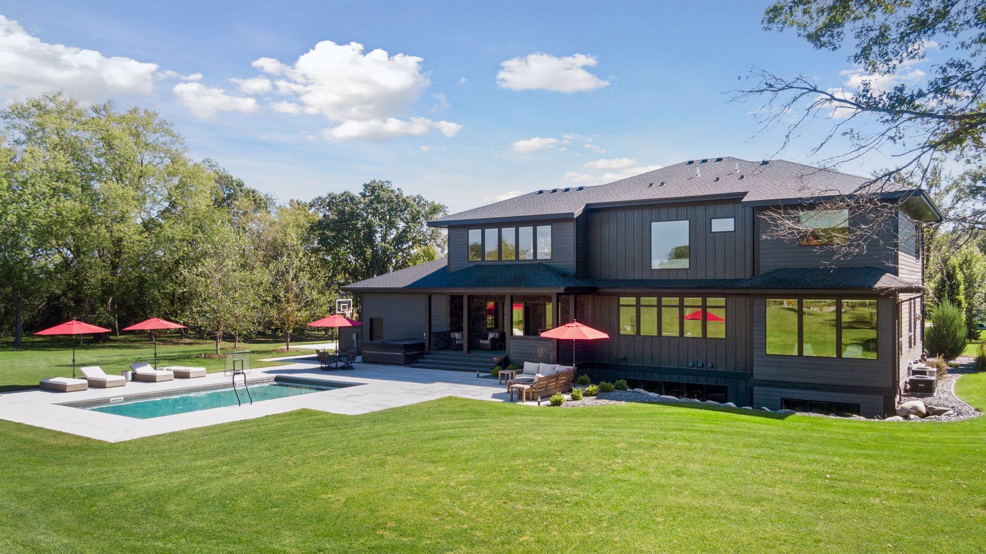 Rochester, Minnesota, 55902, United States, 4 Bedrooms Bedrooms, ,6 BathroomsBathrooms,Residential,Active,1953260