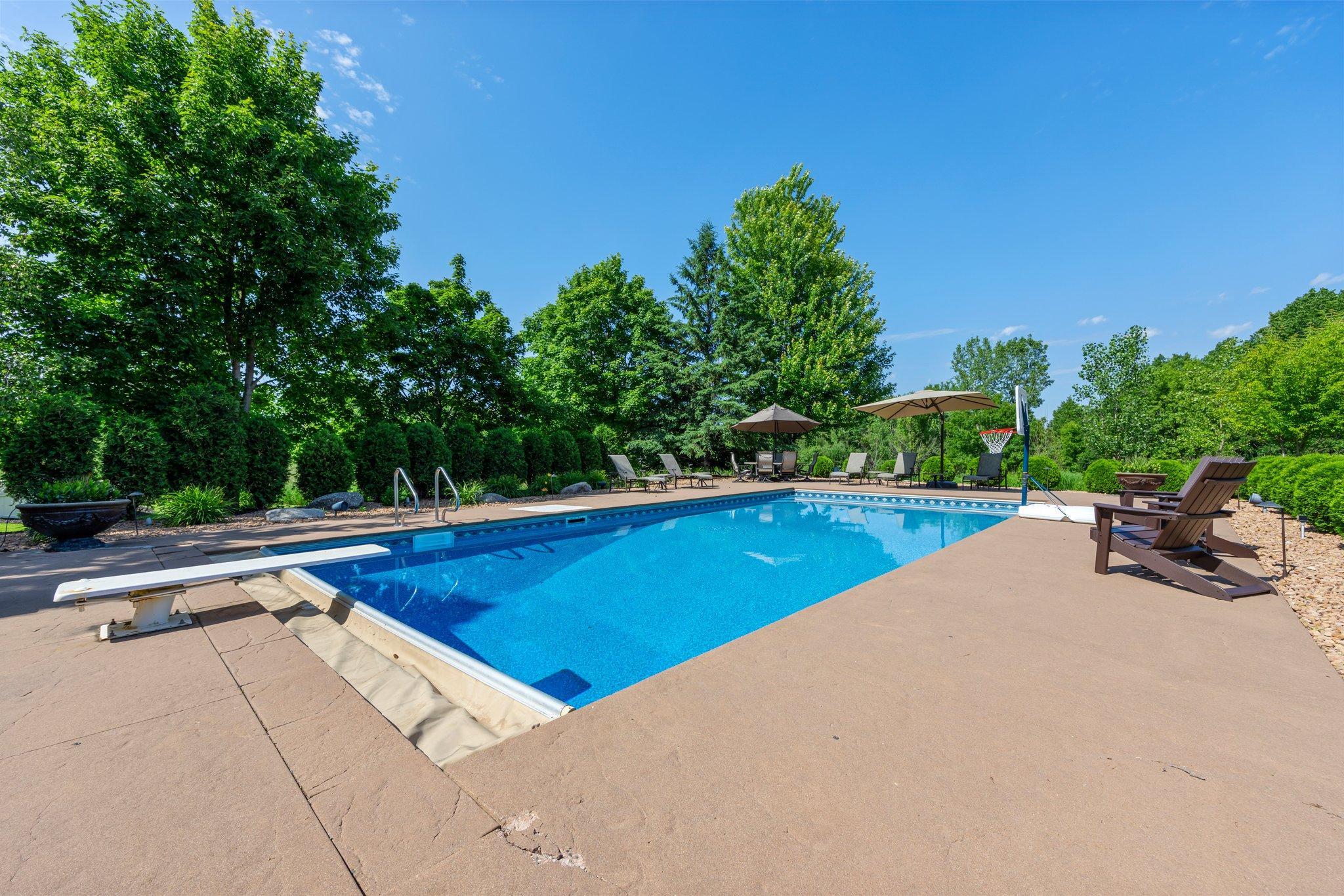 Hamel, Minnesota, 55340, United States, 5 Bedrooms Bedrooms, ,6 BathroomsBathrooms,Residential,Active,1907986