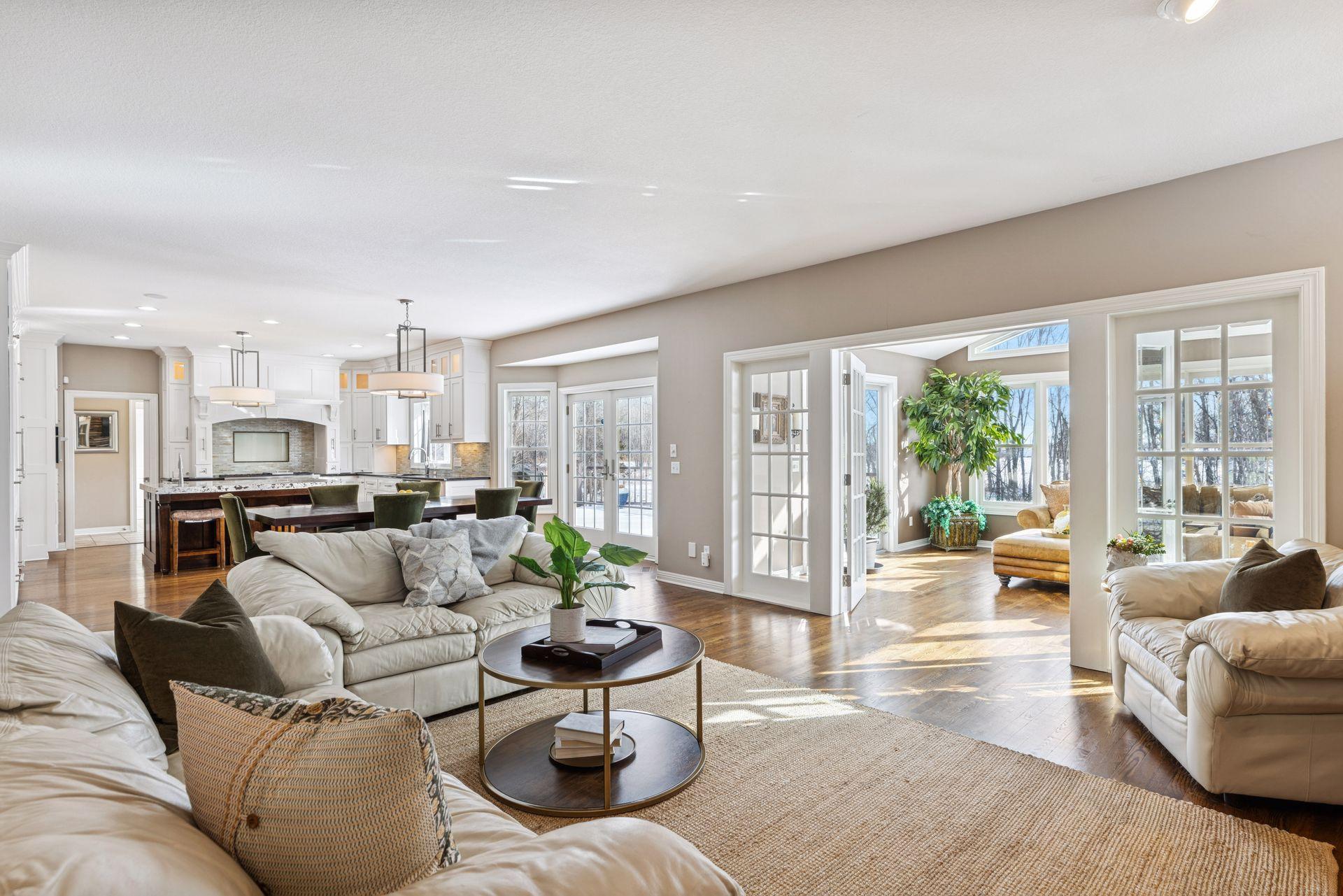 West Saint Paul, Minnesota, 55118, United States, 5 Bedrooms Bedrooms, ,5 BathroomsBathrooms,Residential,Active,2013431