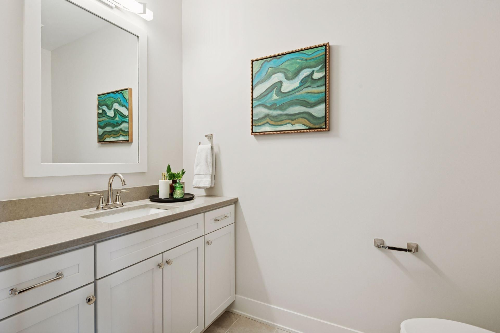 Saint Paul, Minnesota, 55118, United States, 4 Bedrooms Bedrooms, ,4 BathroomsBathrooms,Residential,Active,1973547