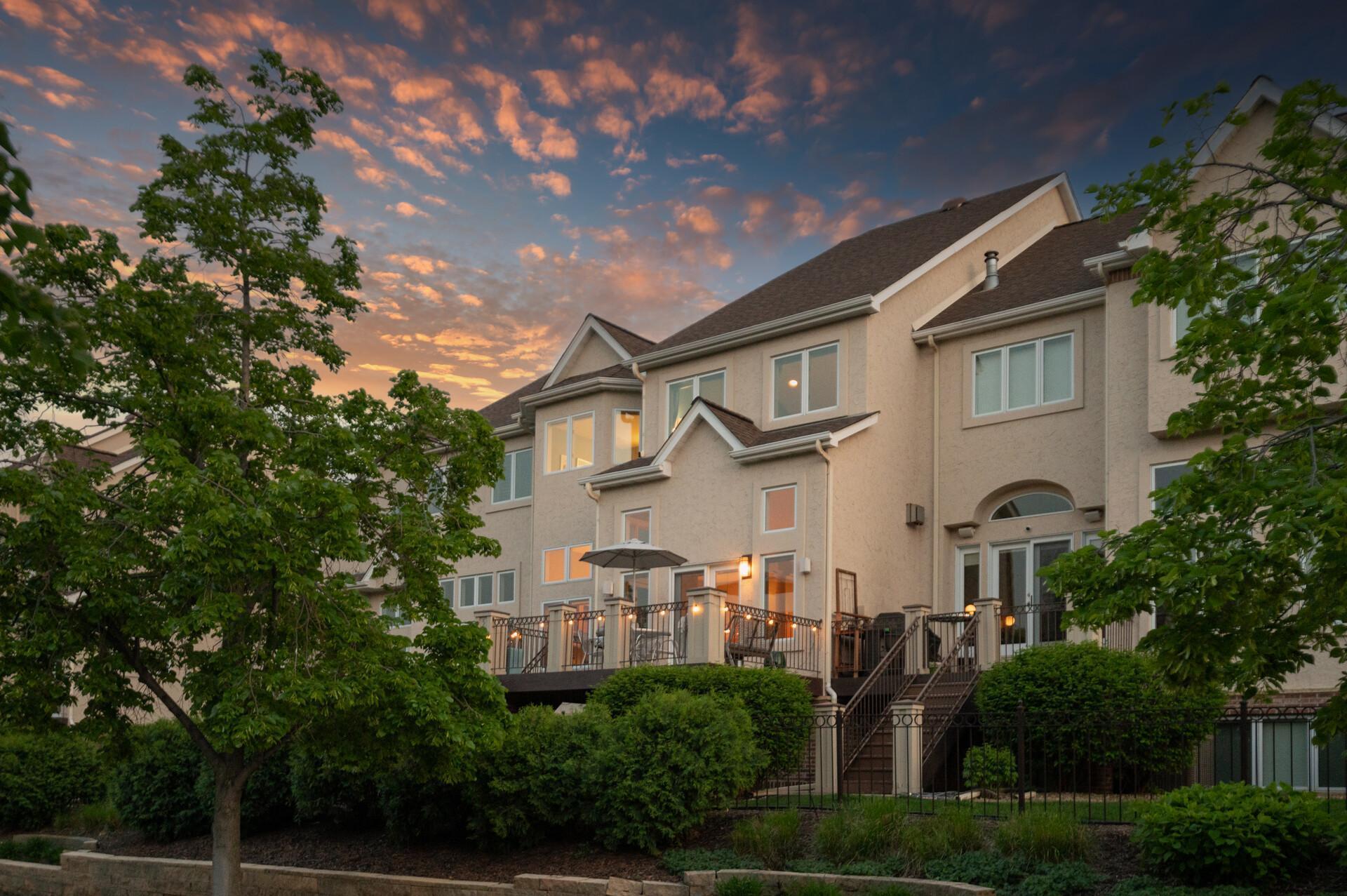 Minneapolis, Minnesota, 55401, United States, 4 Bedrooms Bedrooms, ,4 BathroomsBathrooms,Residential,Active,2003546