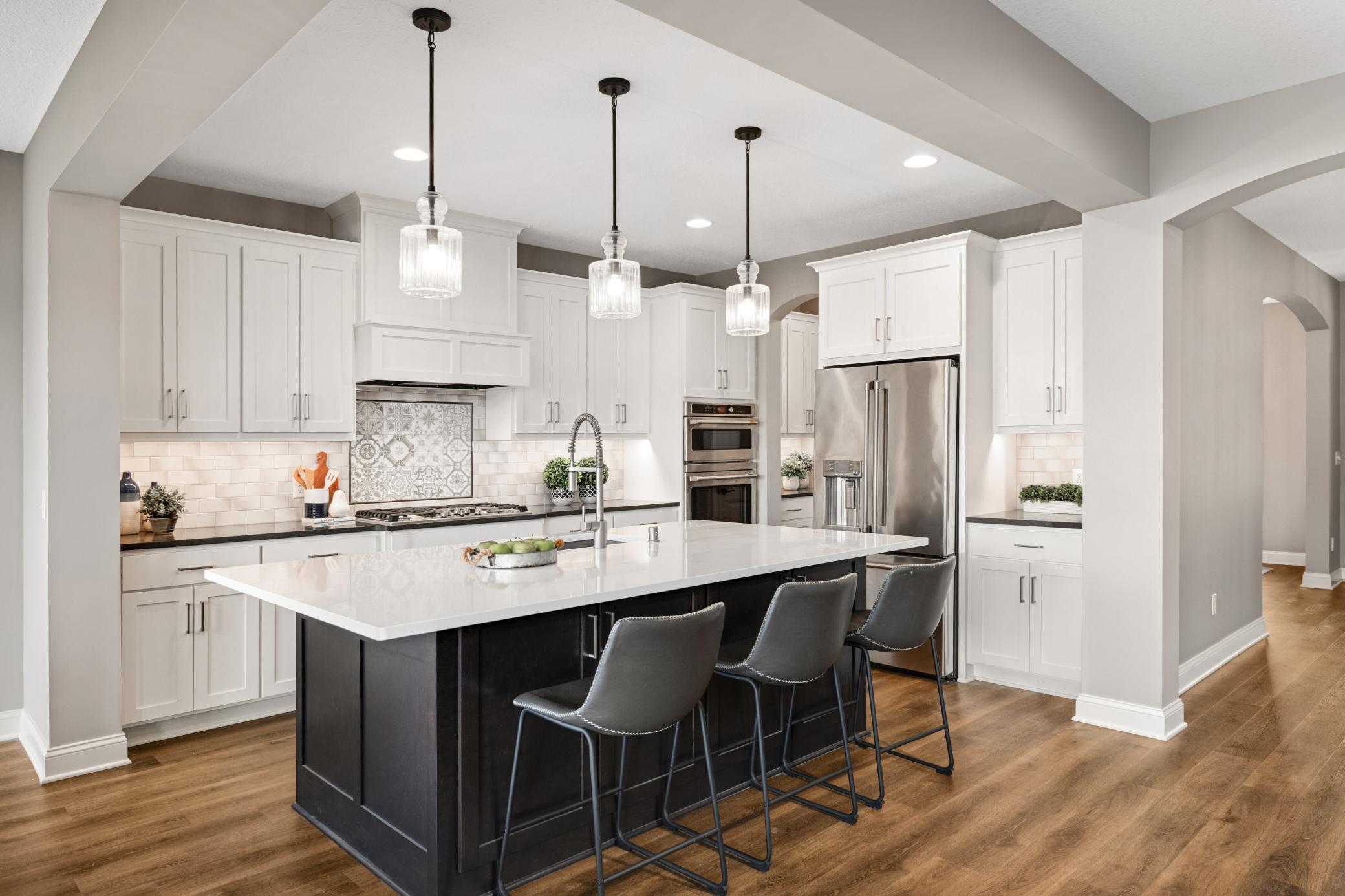 Lakeville, Minnesota, 55044, United States, 5 Bedrooms Bedrooms, ,6 BathroomsBathrooms,Residential,Active,1943786