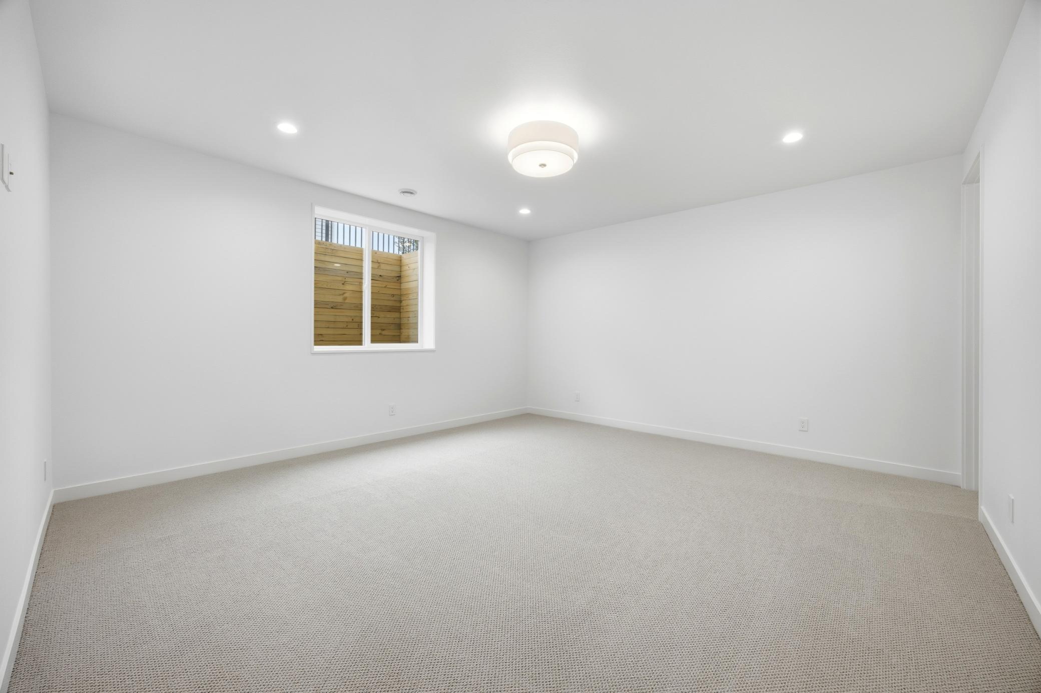 West Fargo, North Dakota, 58078, United States, 5 Bedrooms Bedrooms, ,4 BathroomsBathrooms,Residential,Active,1970996