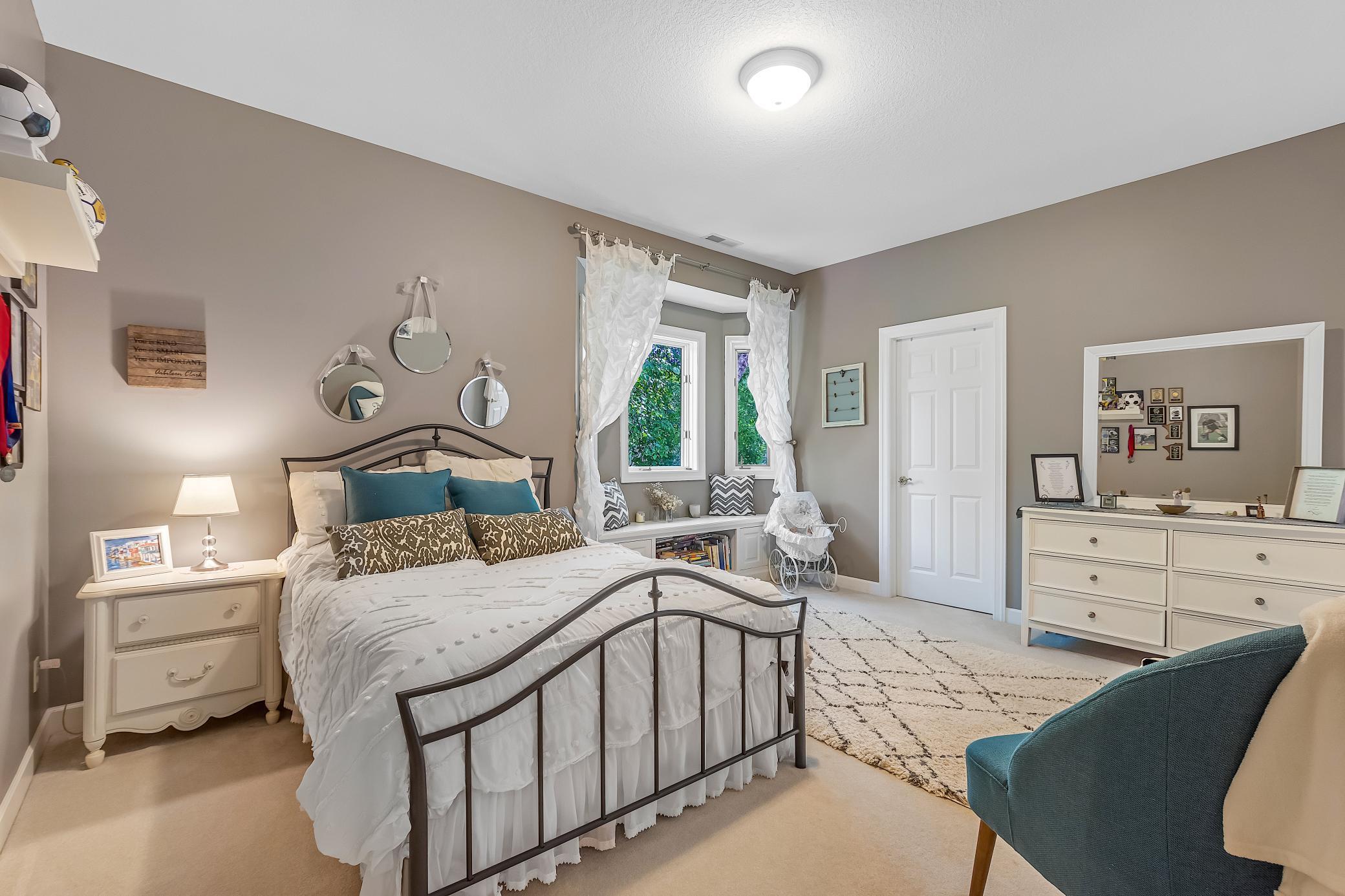 Stillwater, Minnesota, 55082, United States, 6 Bedrooms Bedrooms, ,5 BathroomsBathrooms,Residential,Active,2012206