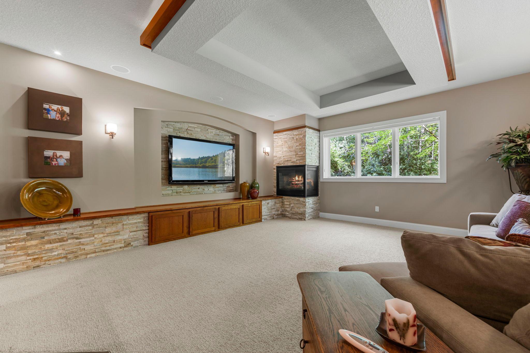 Rosemount, Minnesota, 55068, United States, 5 Bedrooms Bedrooms, ,5 BathroomsBathrooms,Residential,Active,2007318