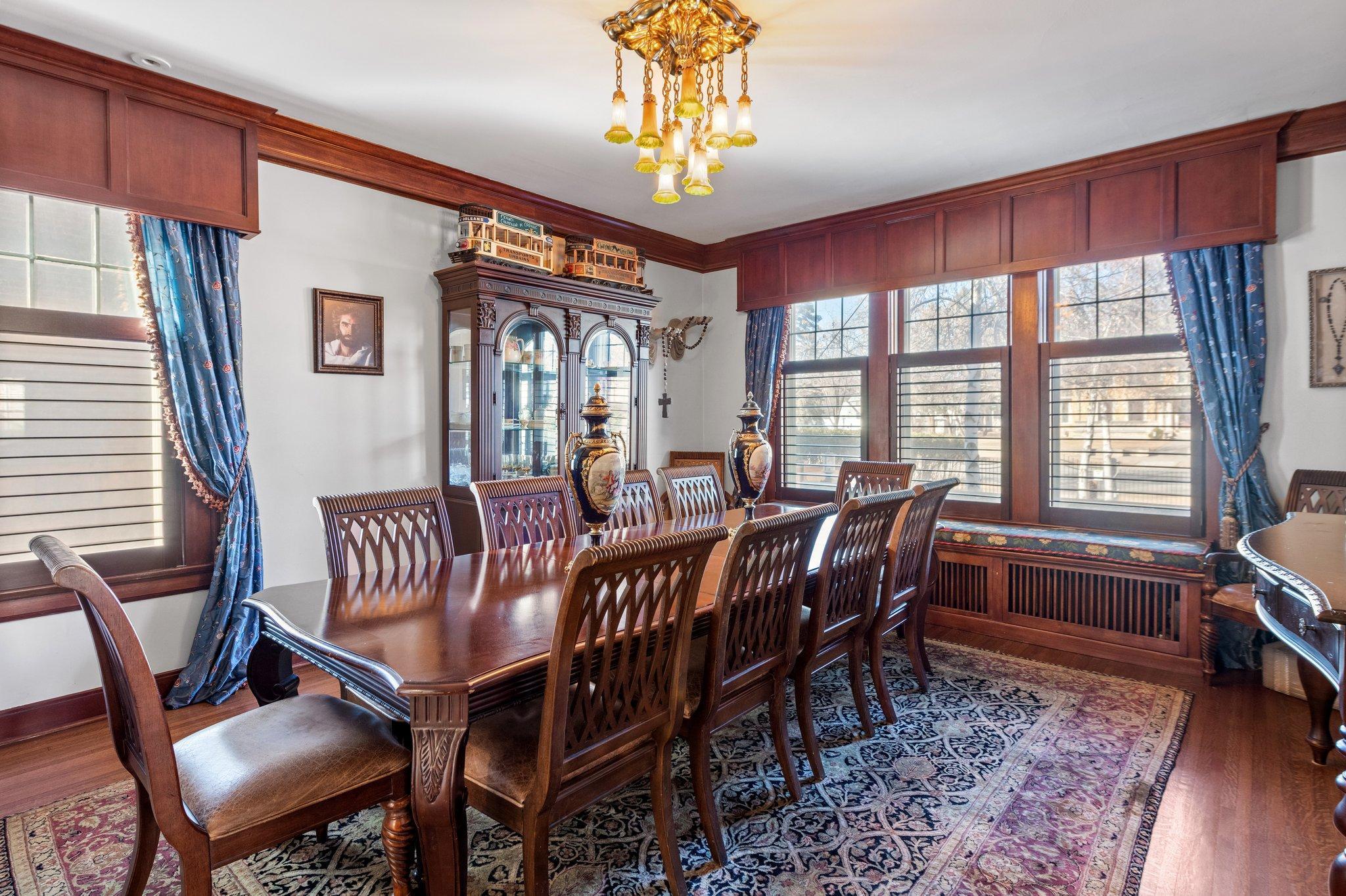 Saint Paul, Minnesota, 55105, United States, 6 Bedrooms Bedrooms, ,5 BathroomsBathrooms,Residential,Pending,2011867