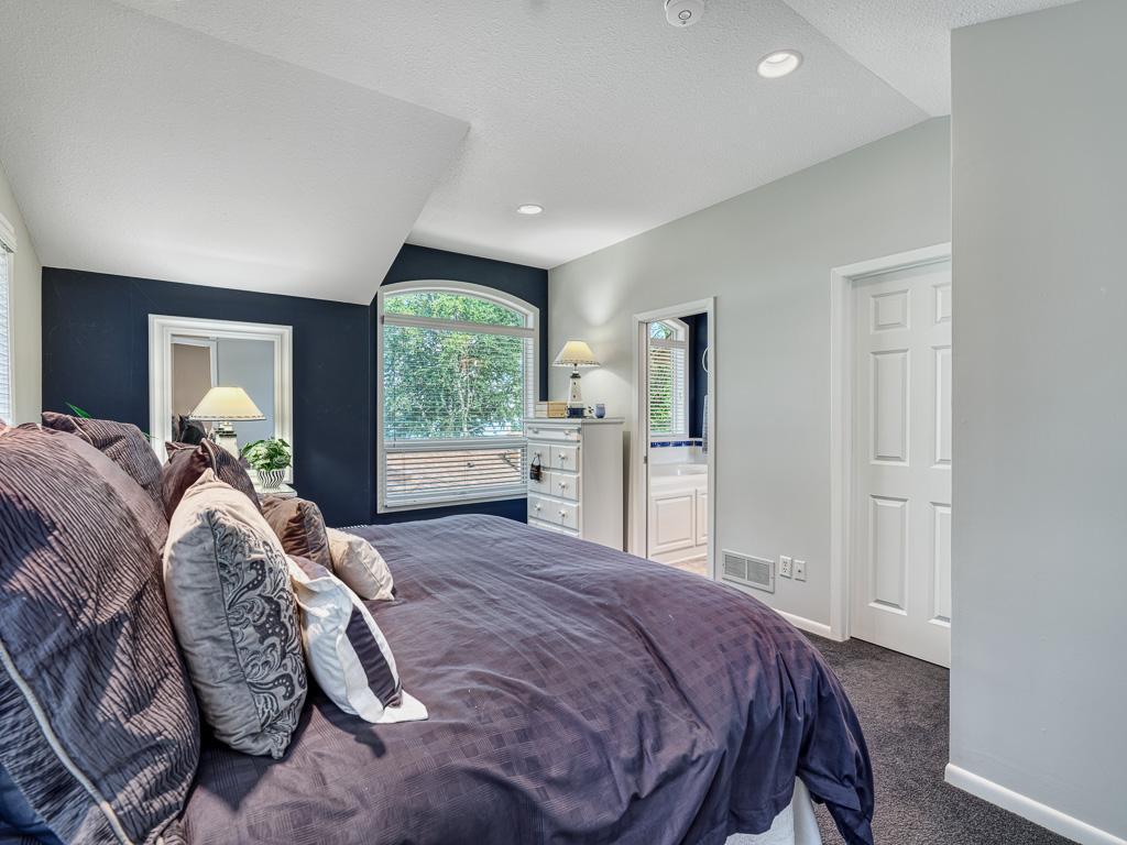 Mound, Minnesota, 55364, United States, 4 Bedrooms Bedrooms, ,3 BathroomsBathrooms,Residential,Active,1899869