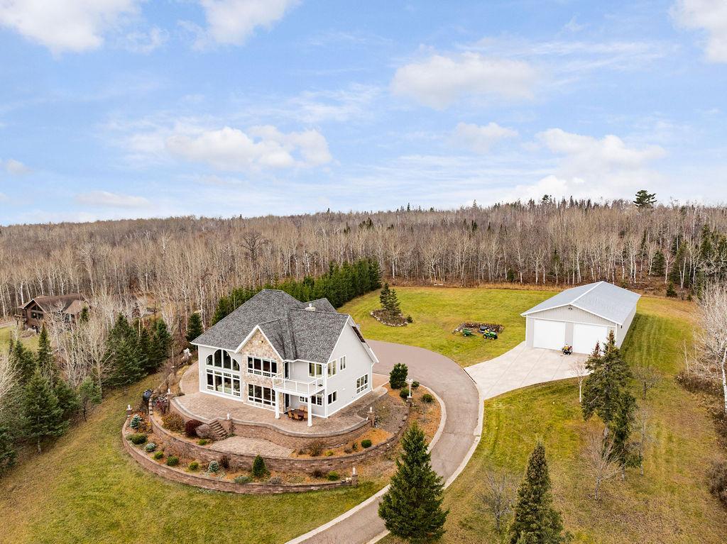 Two Harbors, Minnesota, 55616, United States, ,2 BathroomsBathrooms,Residential,Active,1849512