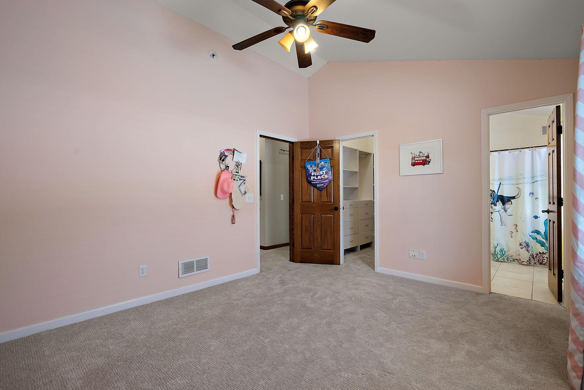 Minneapolis, Minnesota, 55424, United States, 5 Bedrooms Bedrooms, ,6 BathroomsBathrooms,Residential,Active,1936394
