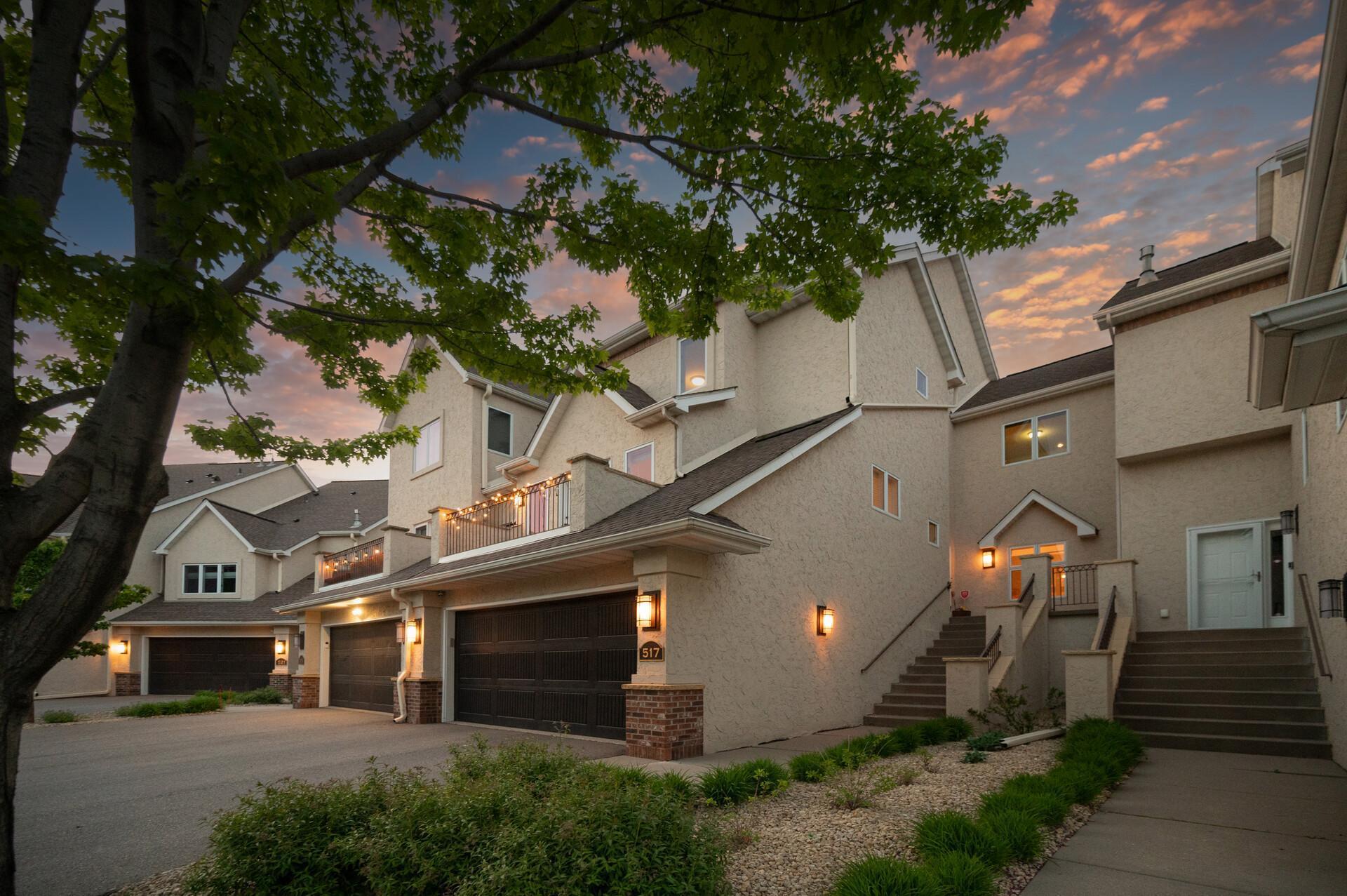 Minneapolis, Minnesota, 55401, United States, 4 Bedrooms Bedrooms, ,4 BathroomsBathrooms,Residential,Active,2003546