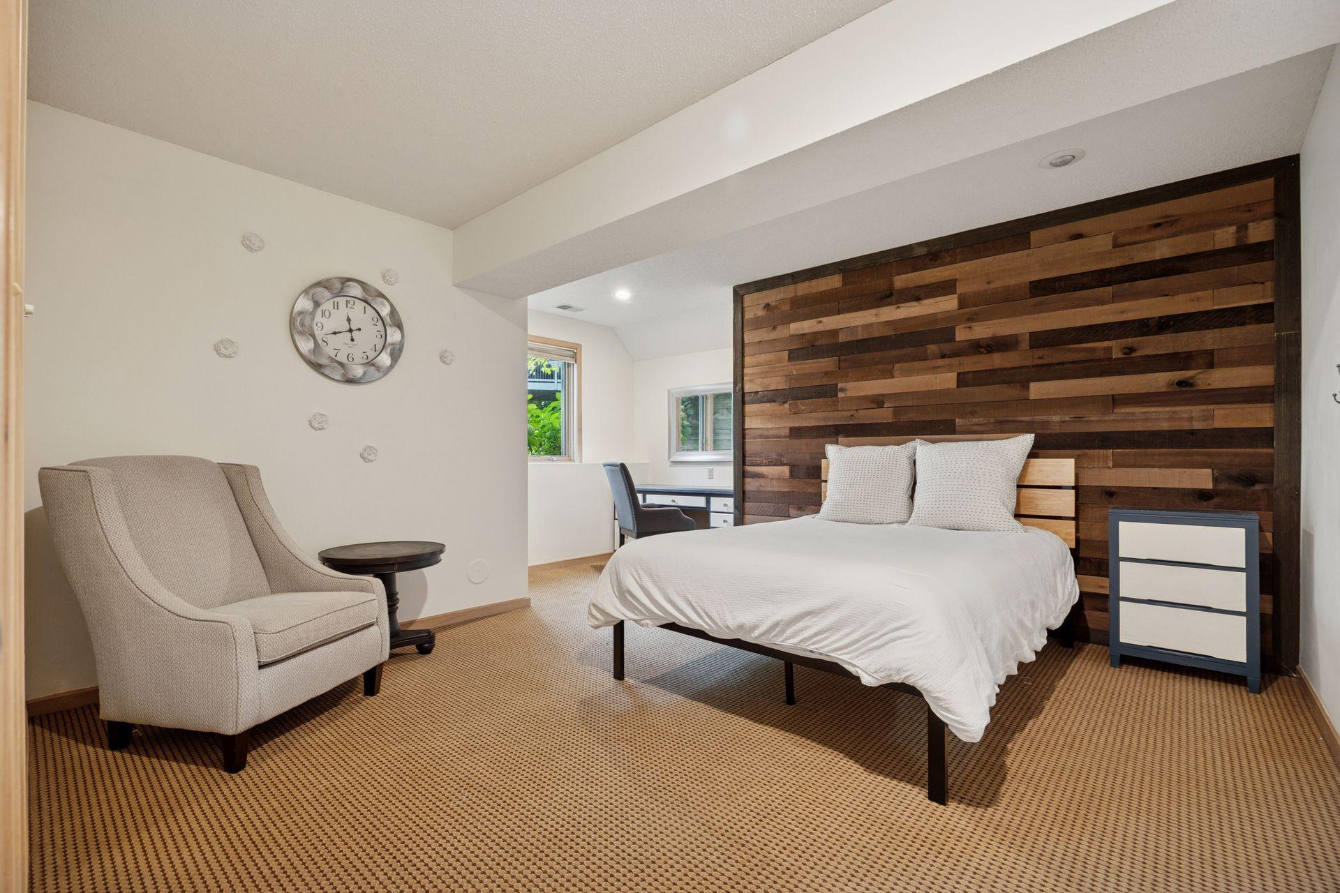 Eden Prairie, Minnesota, 55347, United States, 4 Bedrooms Bedrooms, ,5 BathroomsBathrooms,Residential,Active,1959538