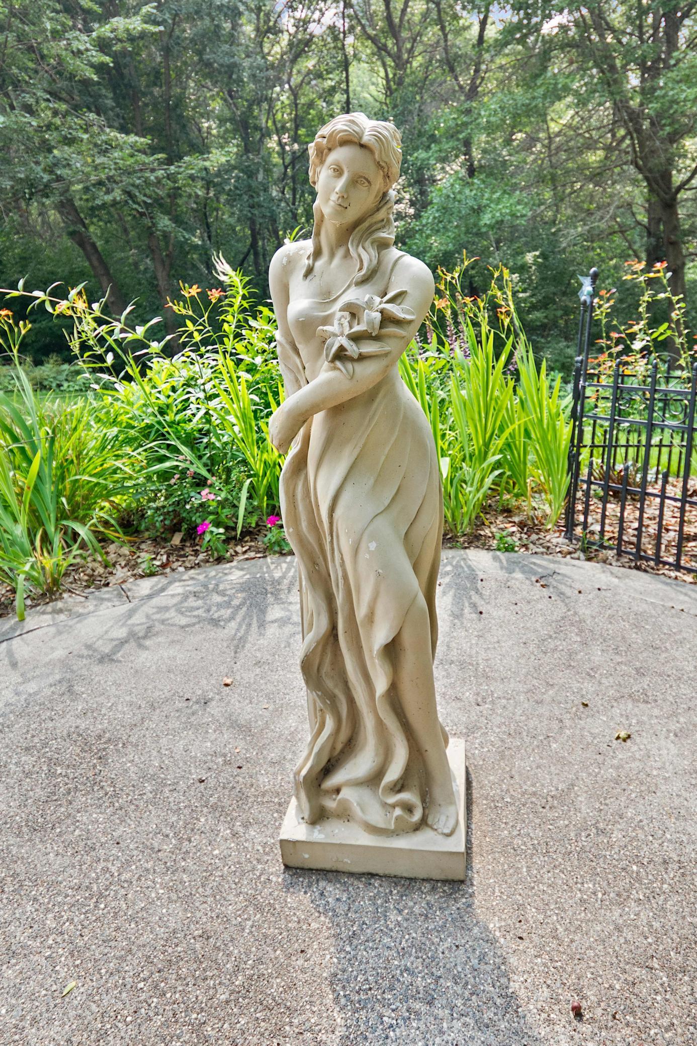 Stillwater, Minnesota, 55082, United States, 6 Bedrooms Bedrooms, ,5 BathroomsBathrooms,Residential,Active,2012206