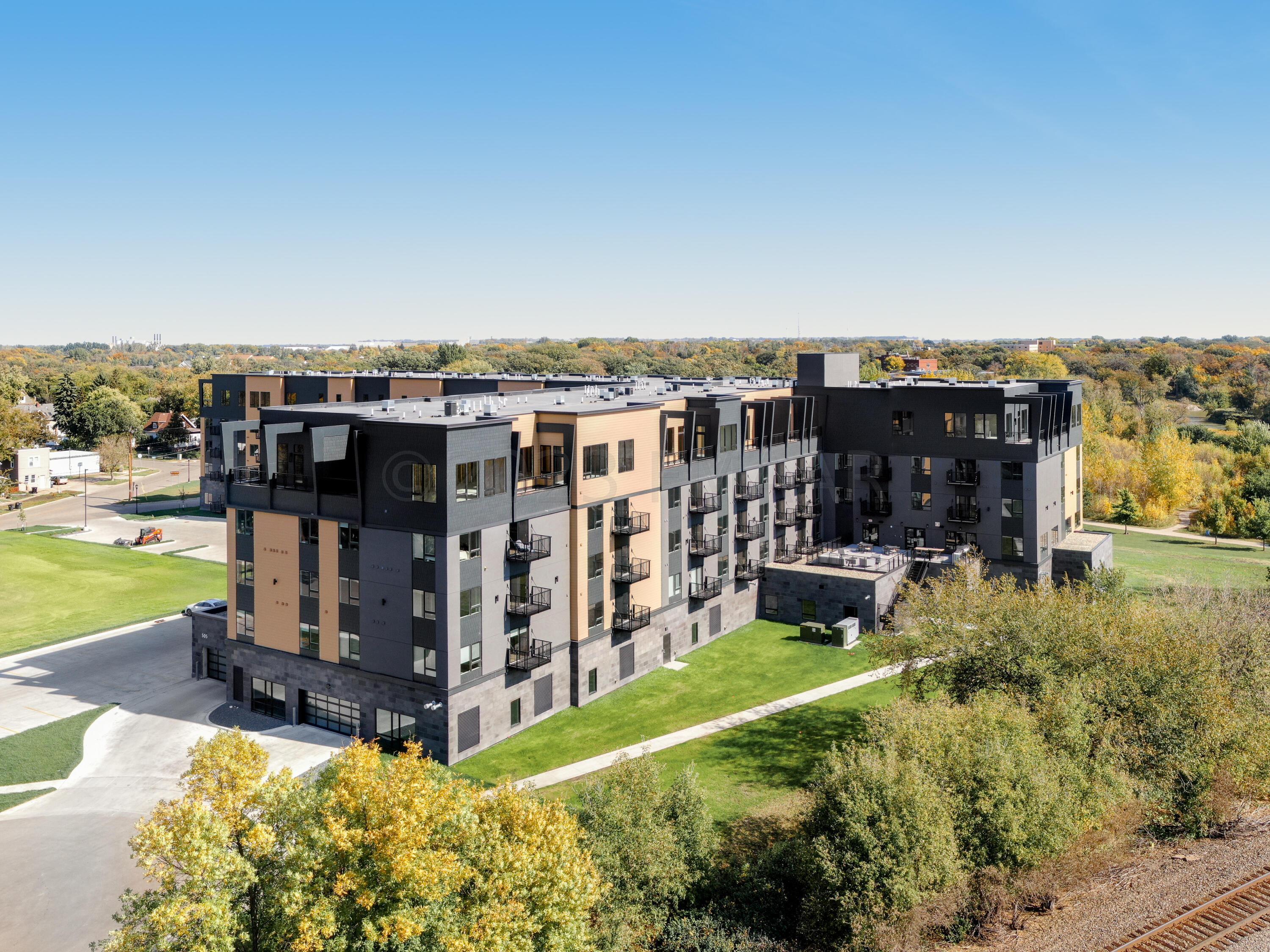 Fargo, North Dakota, 58102, United States, 3 Bedrooms Bedrooms, ,2 BathroomsBathrooms,Residential,Active,2008747