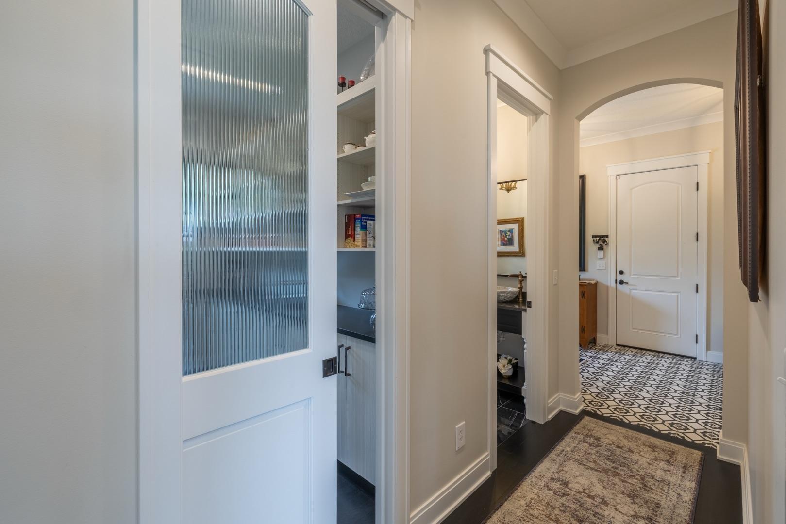 Rochester, Minnesota, 55902, United States, 4 Bedrooms Bedrooms, ,4 BathroomsBathrooms,Residential,Active,1853329