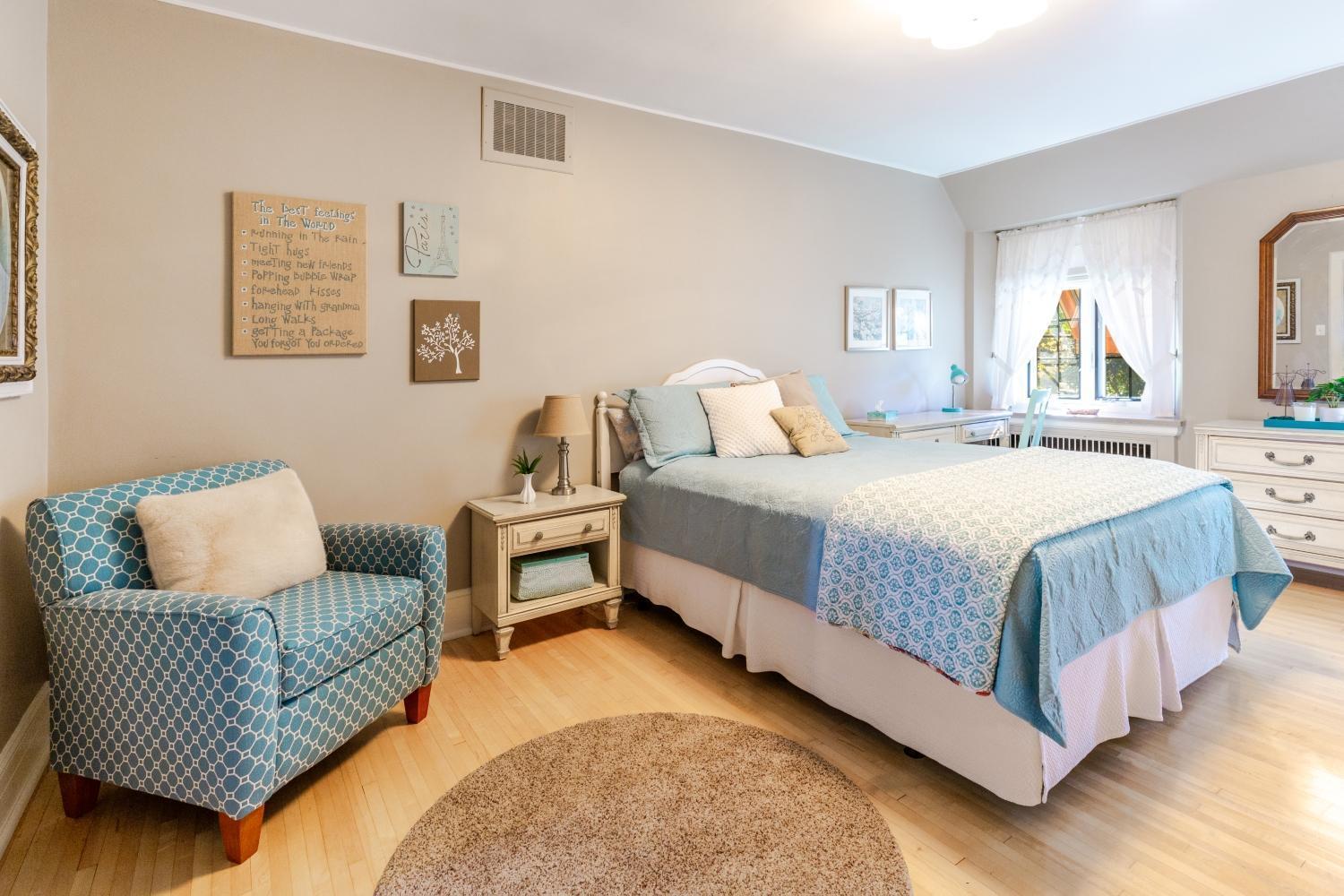 Winona, Minnesota, 55987, United States, 6 Bedrooms Bedrooms, ,6 BathroomsBathrooms,Residential,Active,1926925