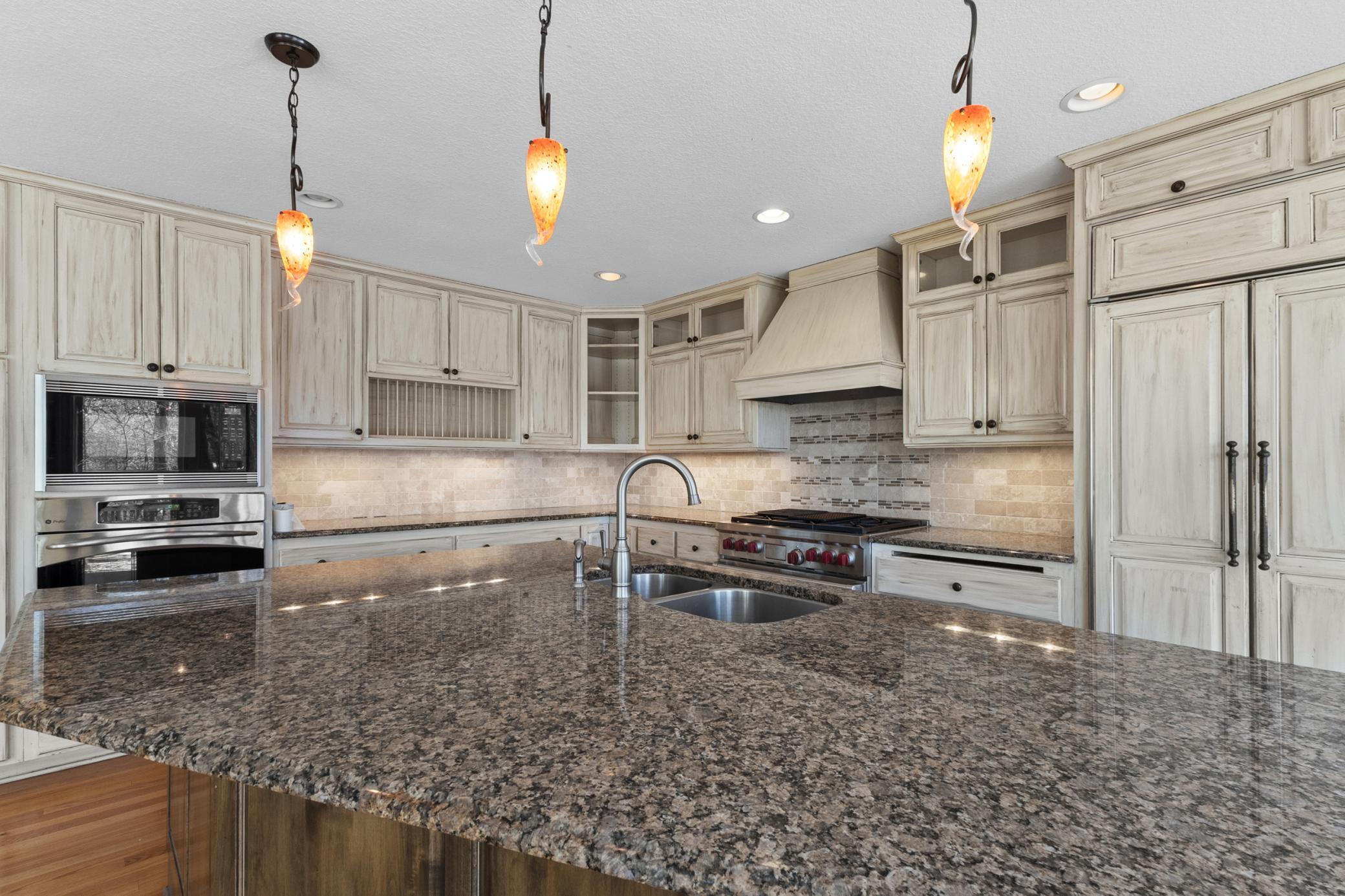 Wayzata, Minnesota, 55391, United States, 6 Bedrooms Bedrooms, ,5 BathroomsBathrooms,Residential,Active,1945262