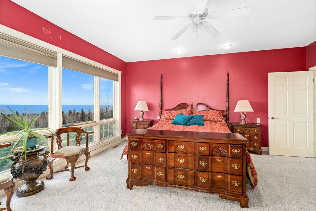 Two Harbors, Minnesota, 55616, United States, ,2 BathroomsBathrooms,Residential,Active,1849512