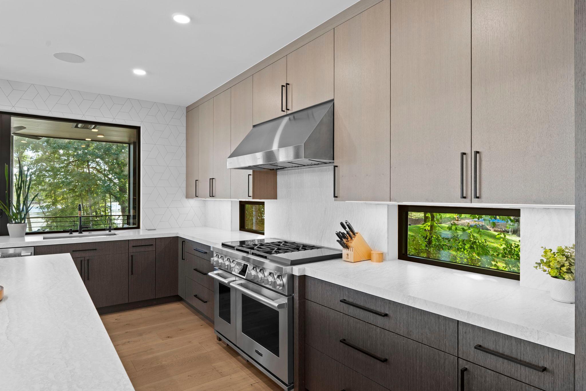 Shakopee, Minnesota, 55379, United States, 5 Bedrooms Bedrooms, ,5 BathroomsBathrooms,Residential,Active,1964254