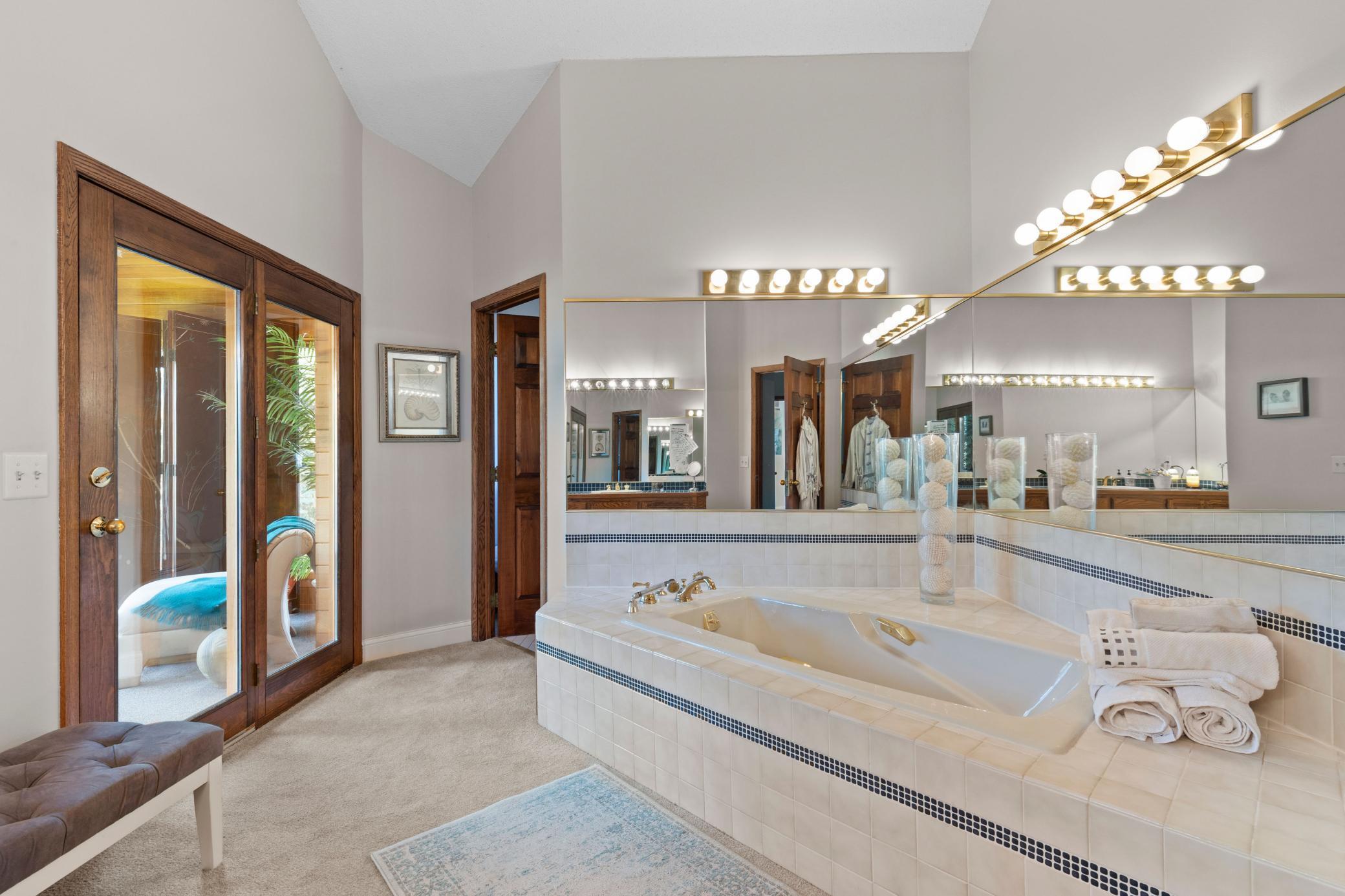 Prior Lake, Minnesota, 55372, United States, 5 Bedrooms Bedrooms, ,5 BathroomsBathrooms,Residential,Active,2012674