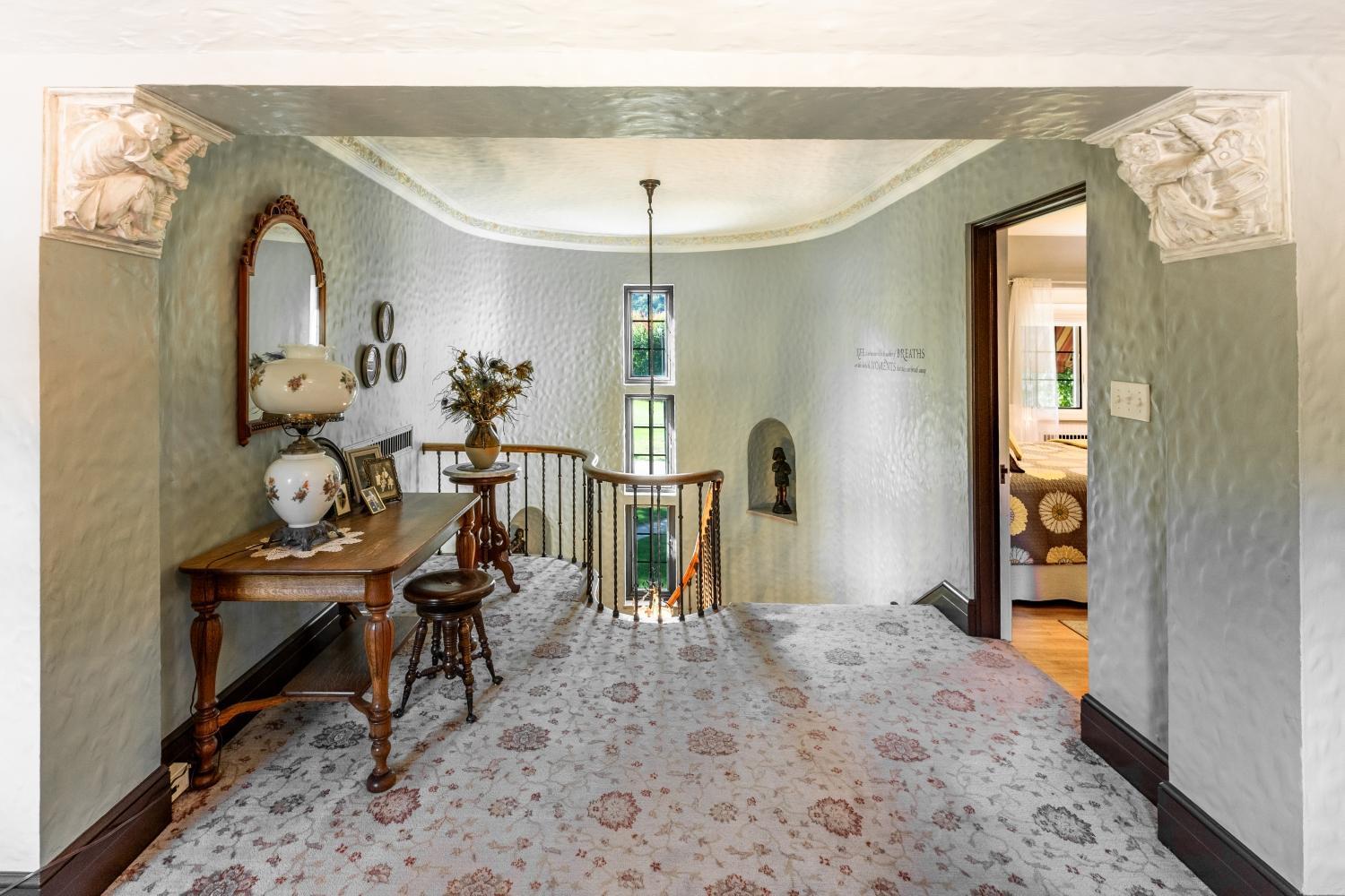 Winona, Minnesota, 55987, United States, 6 Bedrooms Bedrooms, ,6 BathroomsBathrooms,Residential,Active,1926925