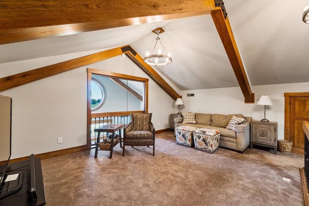 Menomonie, Wisconsin, 54751, United States, 2 Bedrooms Bedrooms, ,3 BathroomsBathrooms,Residential,Active,1993940