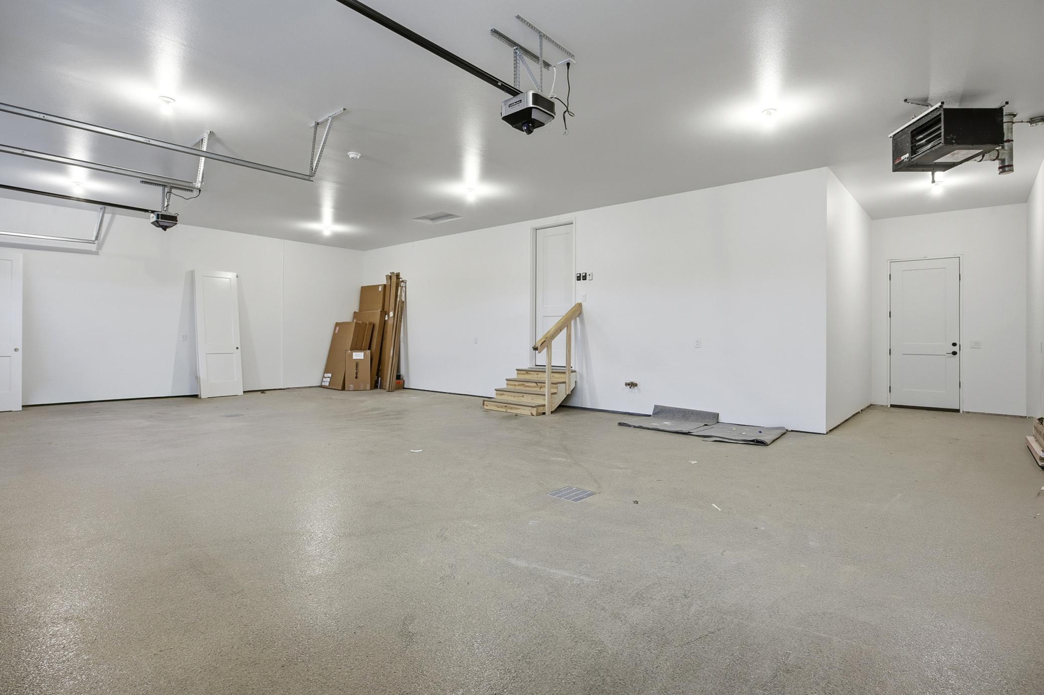 West Fargo, North Dakota, 58078, United States, 5 Bedrooms Bedrooms, ,4 BathroomsBathrooms,Residential,Active,1970996