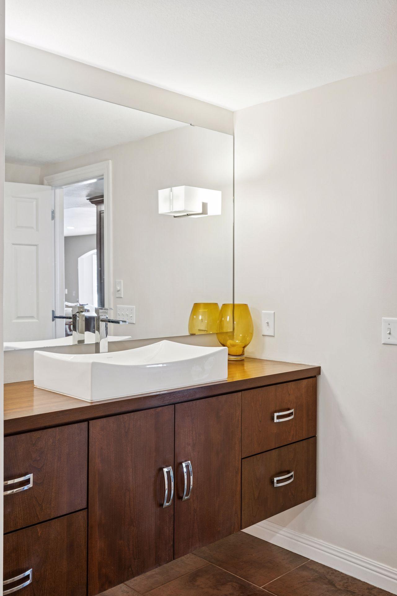 West Saint Paul, Minnesota, 55118, United States, 5 Bedrooms Bedrooms, ,5 BathroomsBathrooms,Residential,Active,2013431