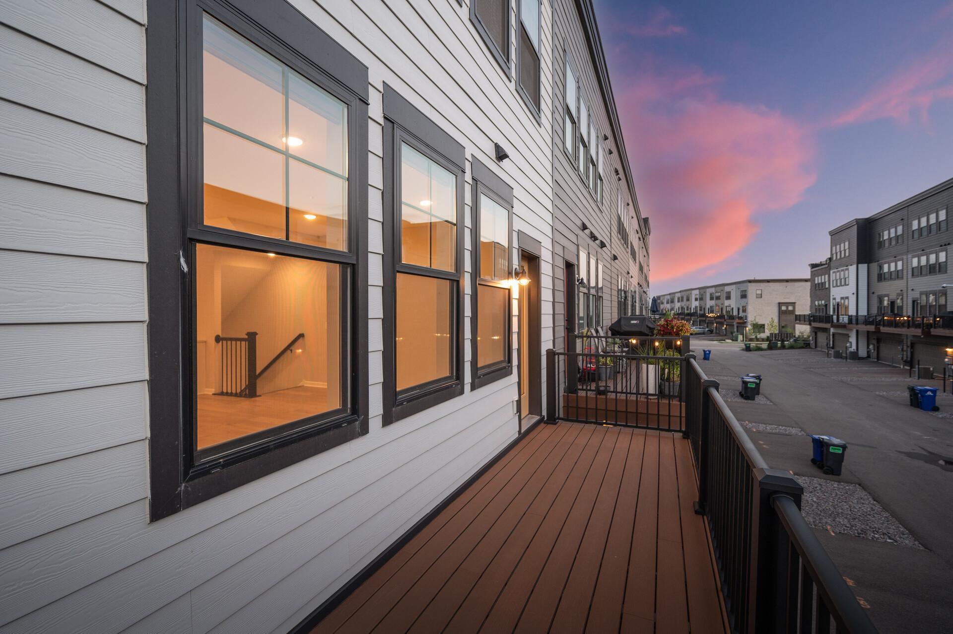 Saint Paul, Minnesota, 55116, United States, 4 Bedrooms Bedrooms, ,4 BathroomsBathrooms,Residential,Active,2003561