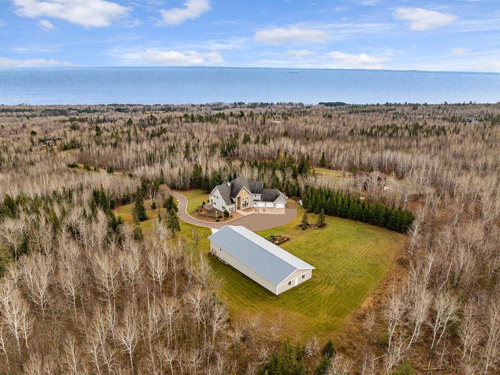 Two Harbors, Minnesota, 55616, United States, ,2 BathroomsBathrooms,Residential,Active,1849512