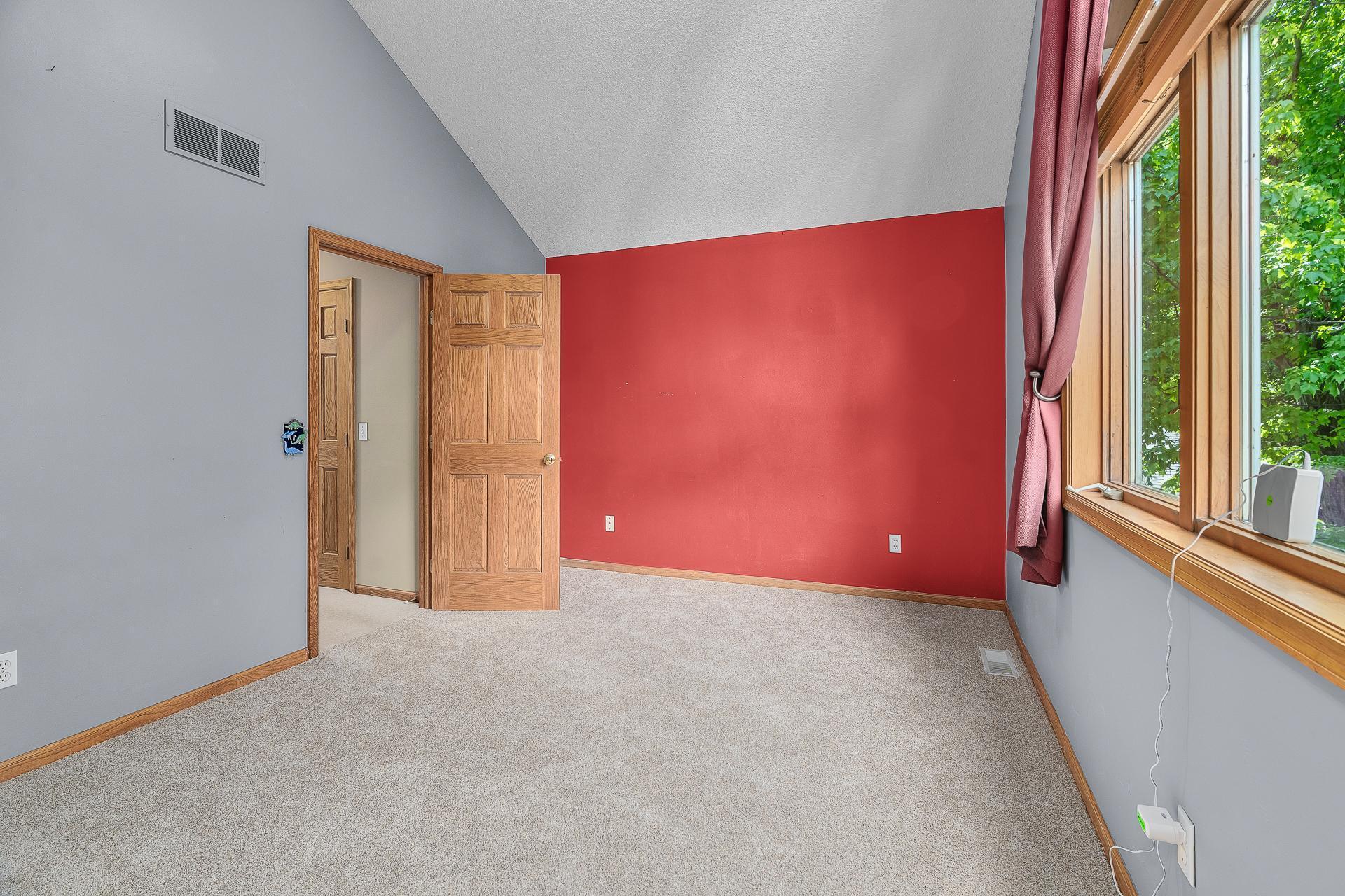 Prior Lake, Minnesota, 55372, United States, 4 Bedrooms Bedrooms, ,4 BathroomsBathrooms,Residential,Active,1995257