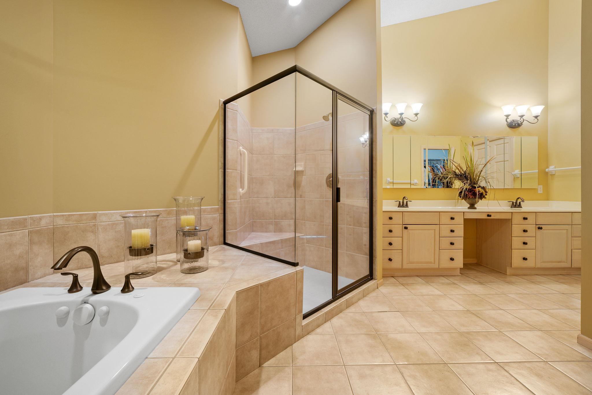 Wayzata, Minnesota, 55391, United States, 4 Bedrooms Bedrooms, ,3 BathroomsBathrooms,Residential,Active,1953718