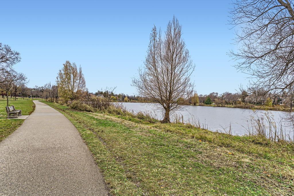 Minneapolis, Minnesota, 55405, United States, 3 Bedrooms Bedrooms, ,4 BathroomsBathrooms,Residential,Active,1769436