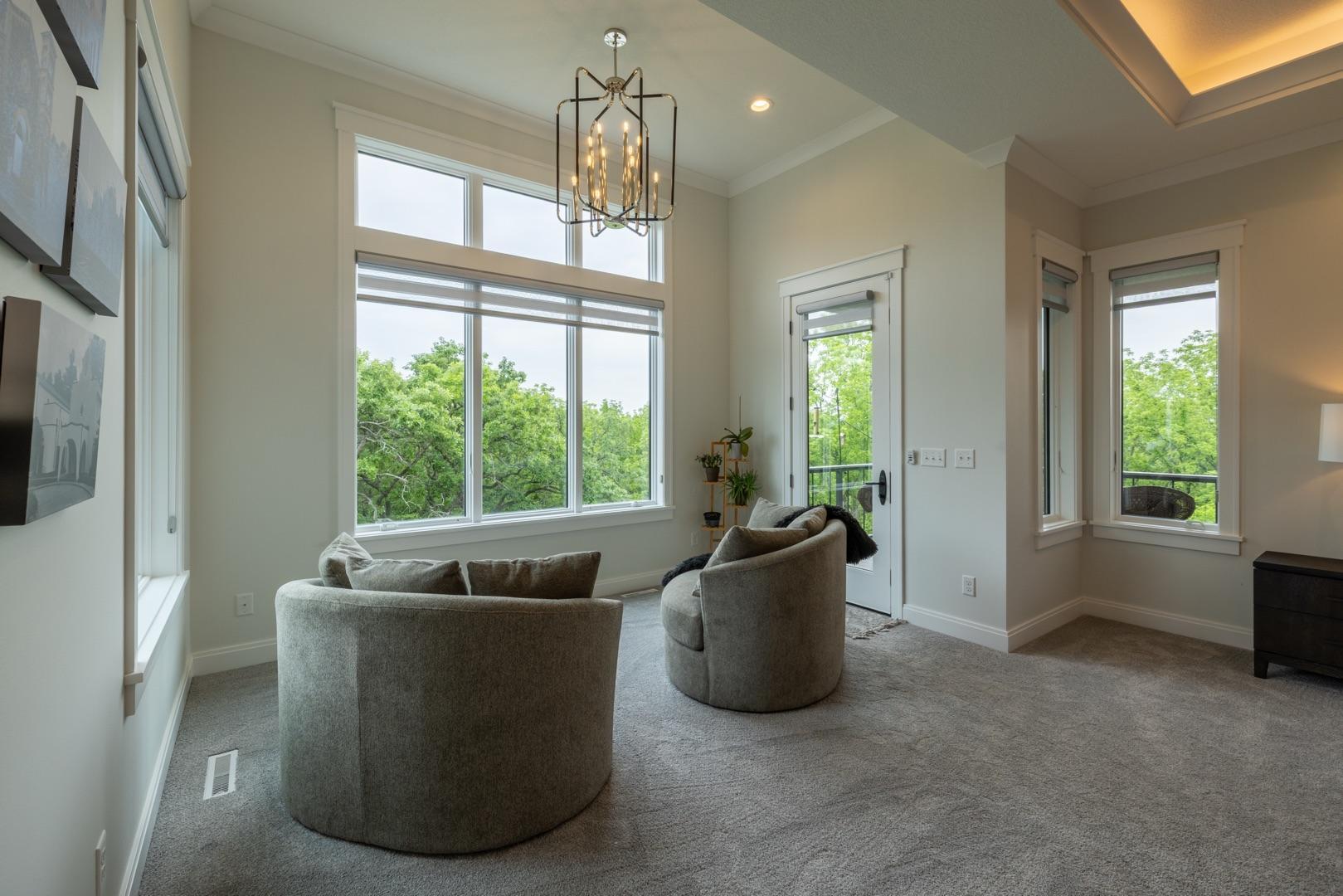 Rochester, Minnesota, 55902, United States, 4 Bedrooms Bedrooms, ,4 BathroomsBathrooms,Residential,Active,1853329